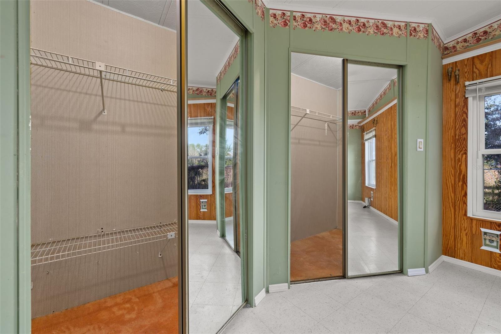 2118 Canopy Cir Property Photo 34