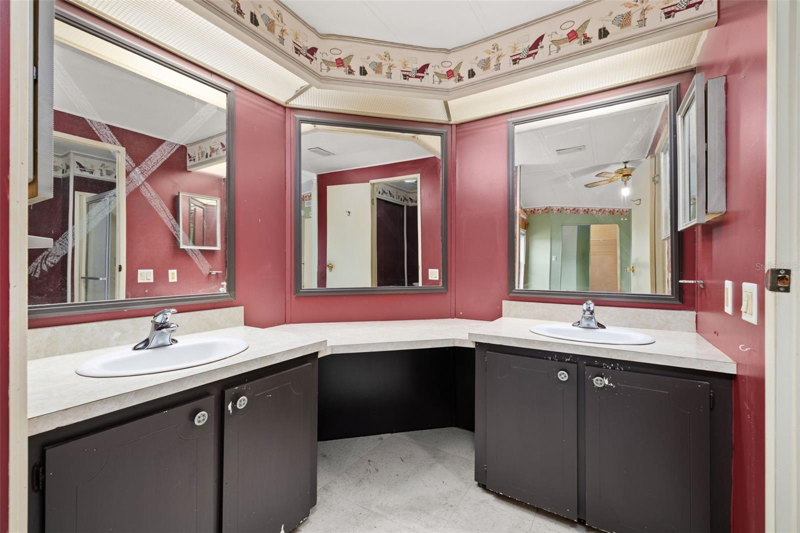 2118 Canopy Cir Property Photo 35