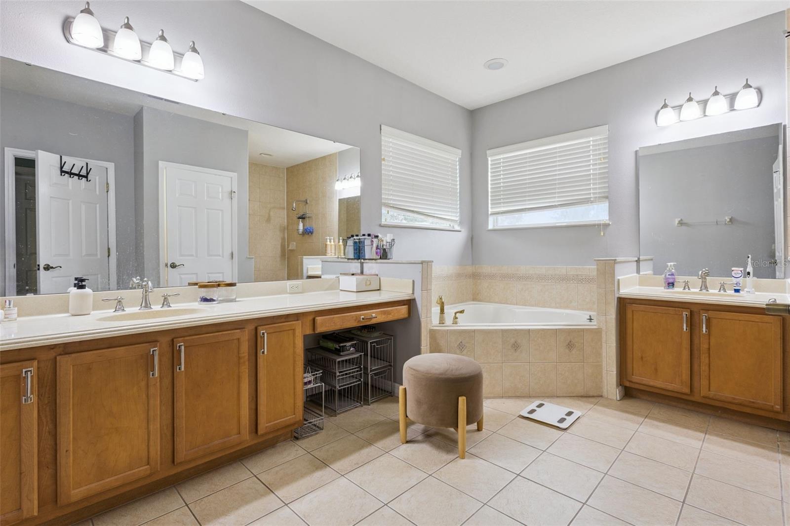 3443 Tumbling River Dr Property Photo 16