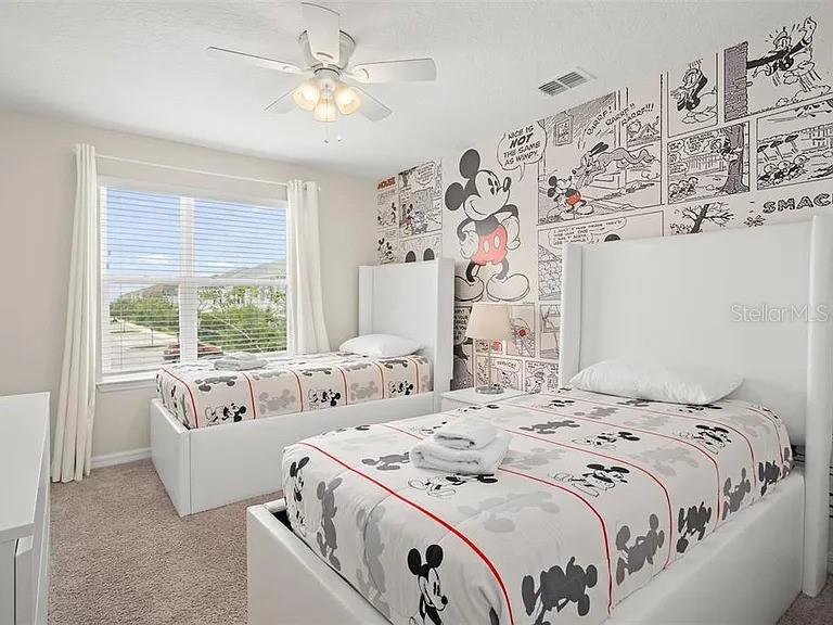 1521 Carey Palm Cir Property Photo 19