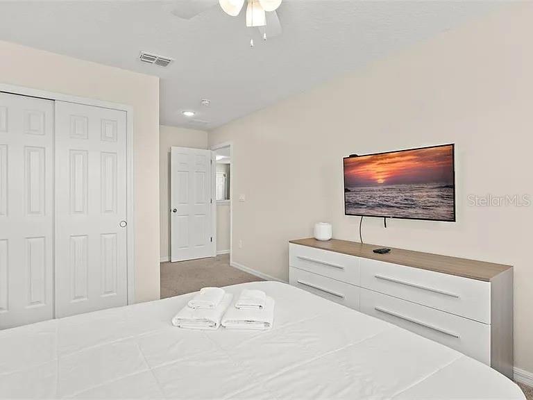 1521 Carey Palm Cir Property Photo 27