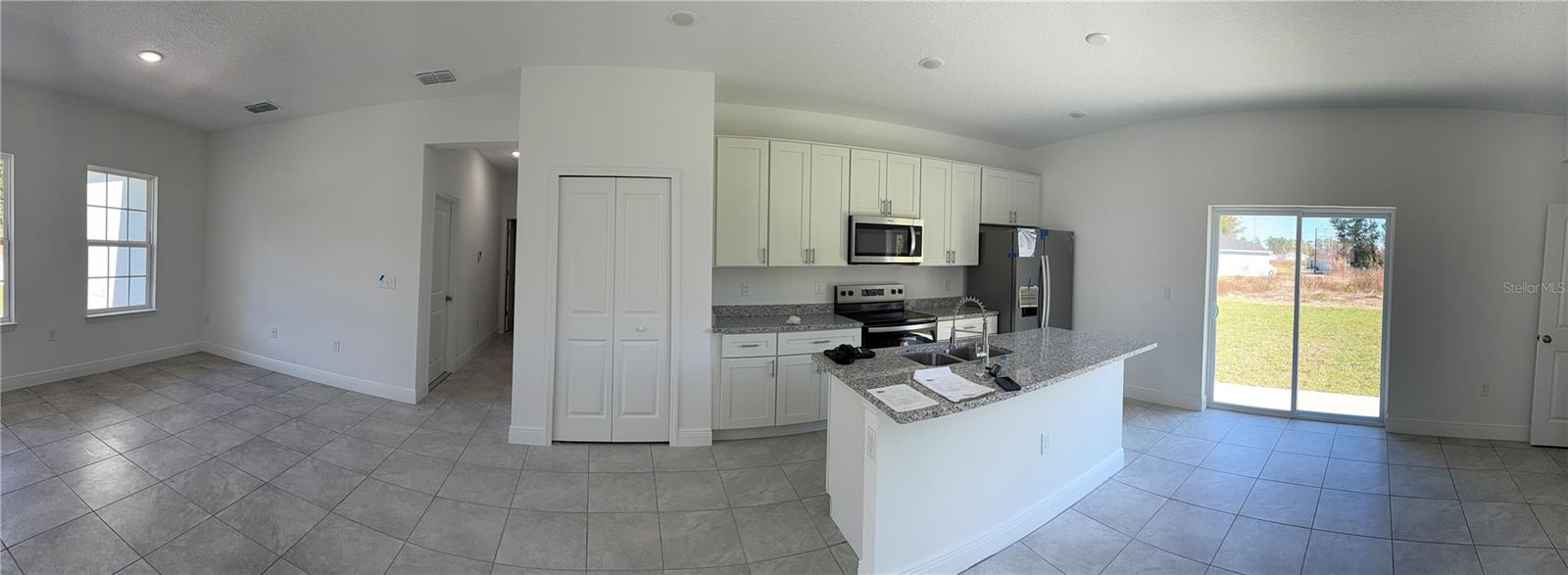 O6367588 Property Photo 9