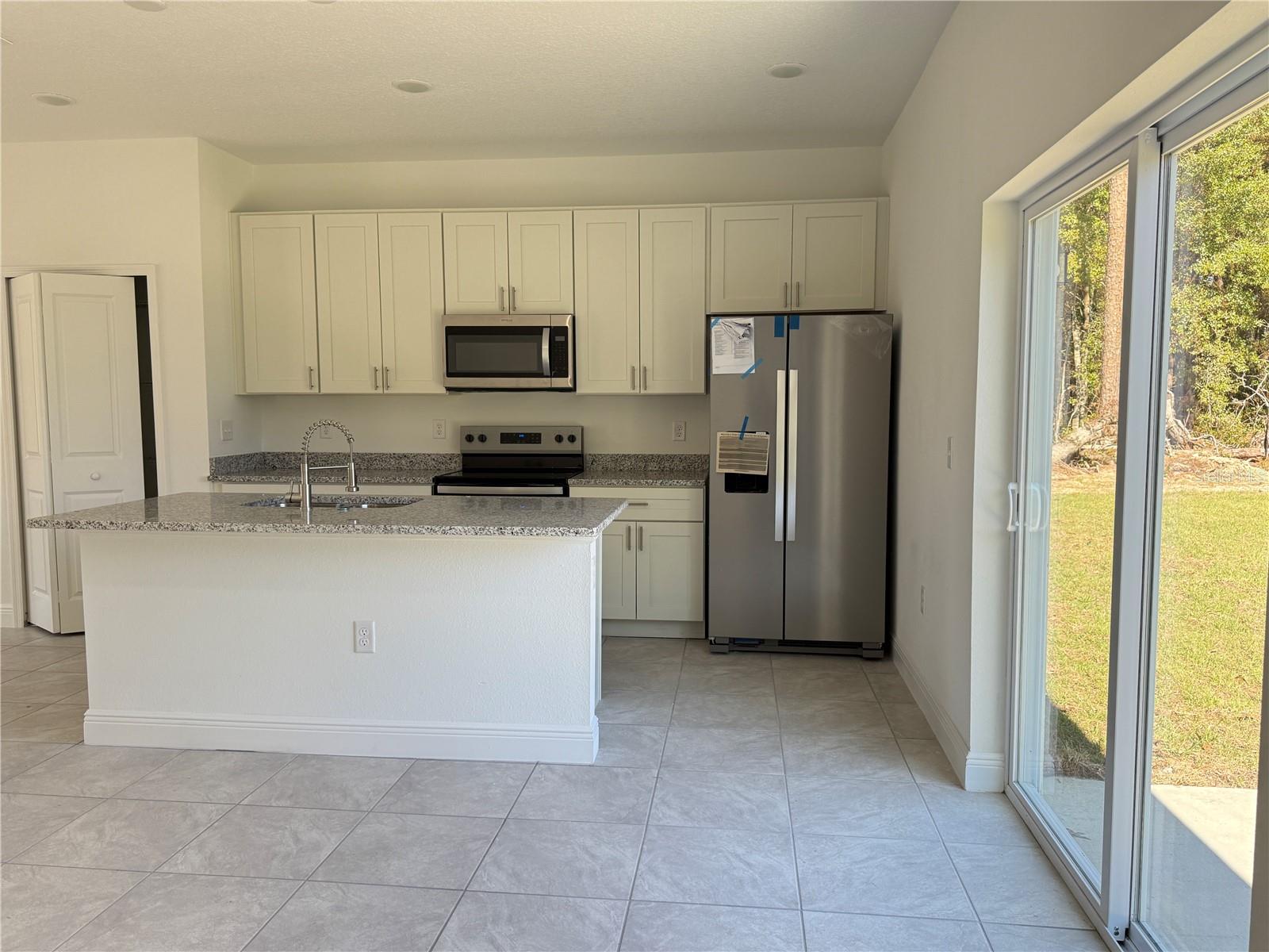 O6367588 Property Photo 10
