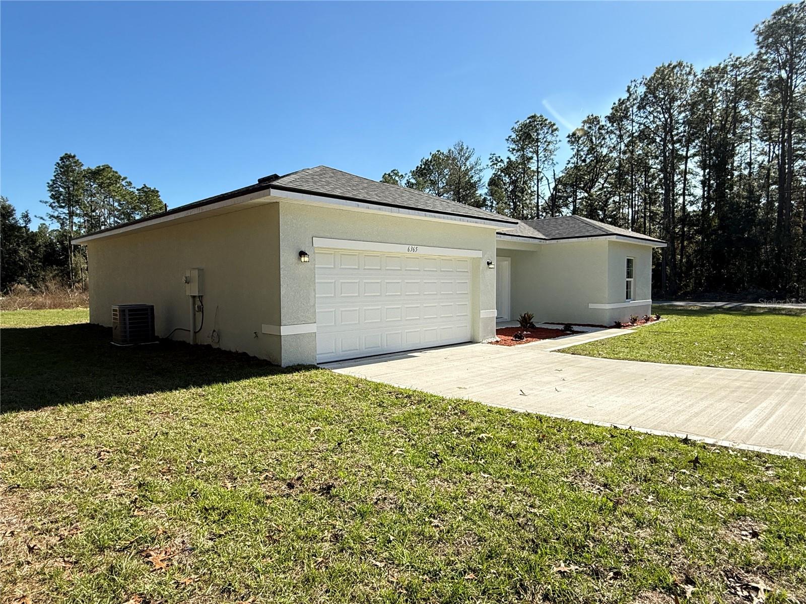 O6367588 Property Photo 17