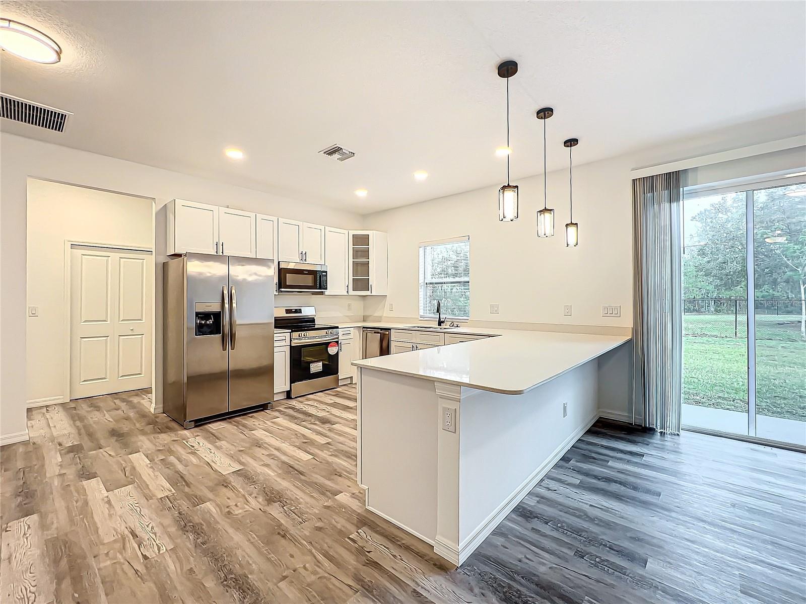 2391 Yankee Ter Property Photo 15