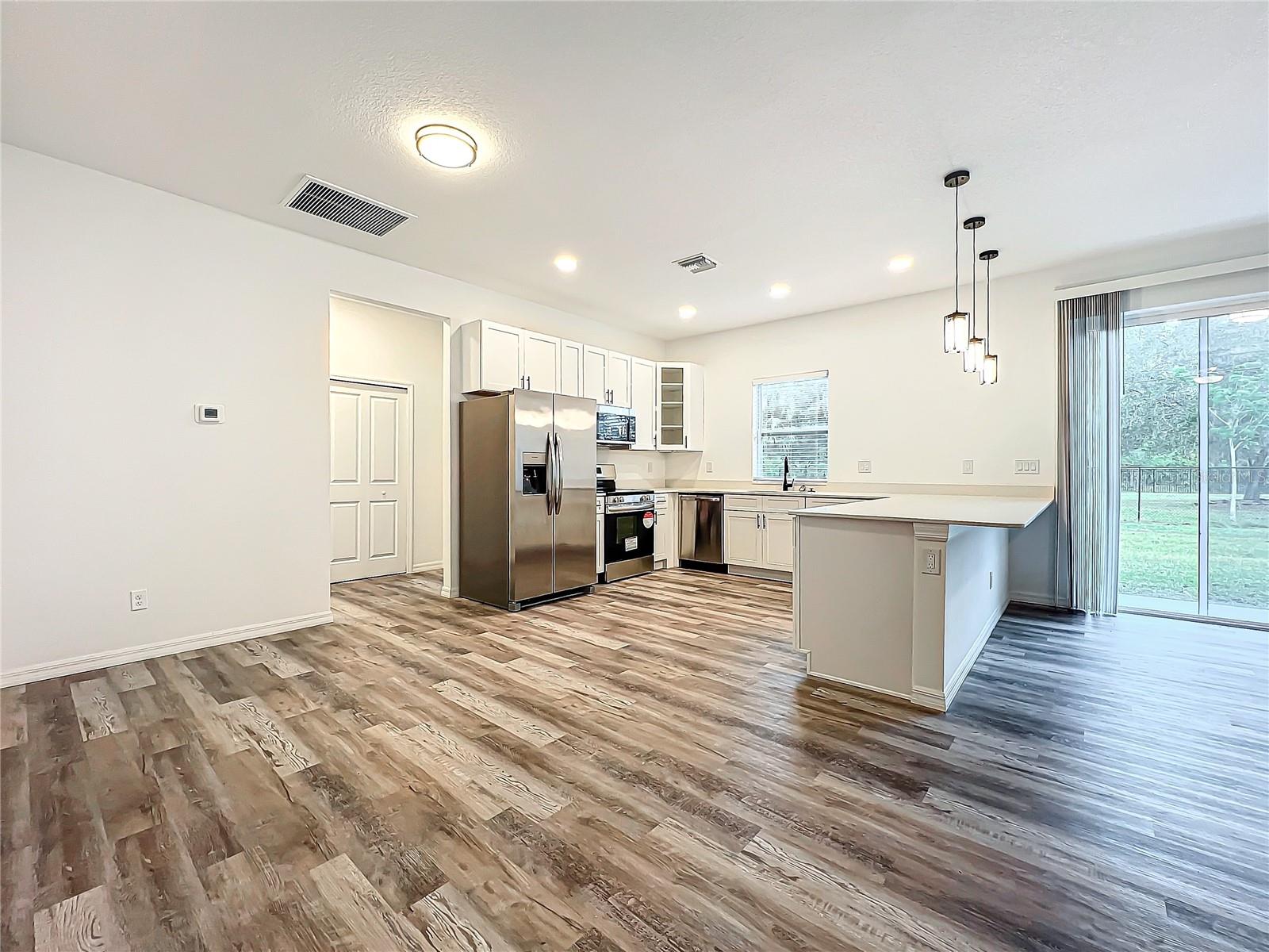 2391 Yankee Ter Property Photo 16