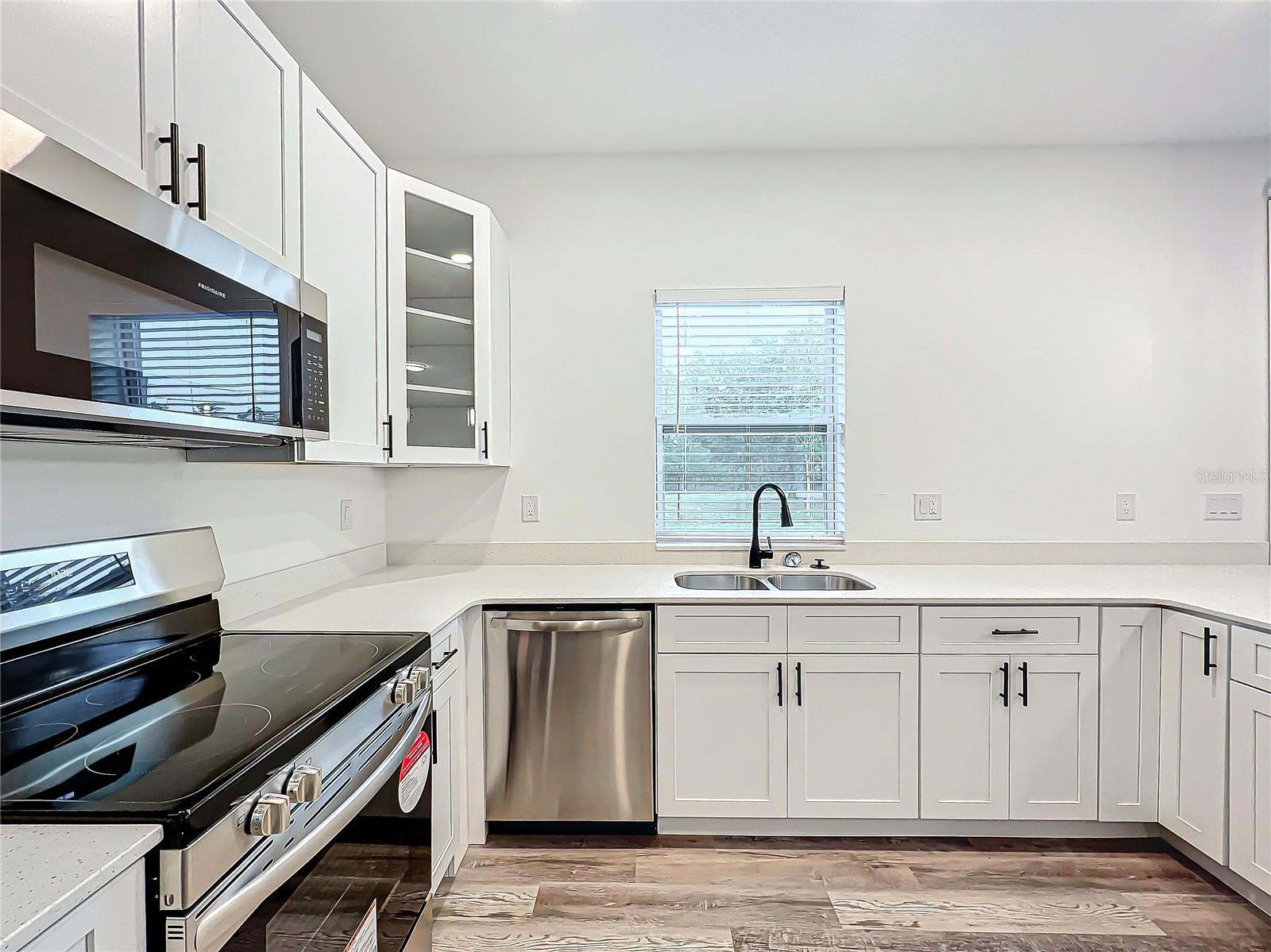 2391 Yankee Ter Property Photo 21
