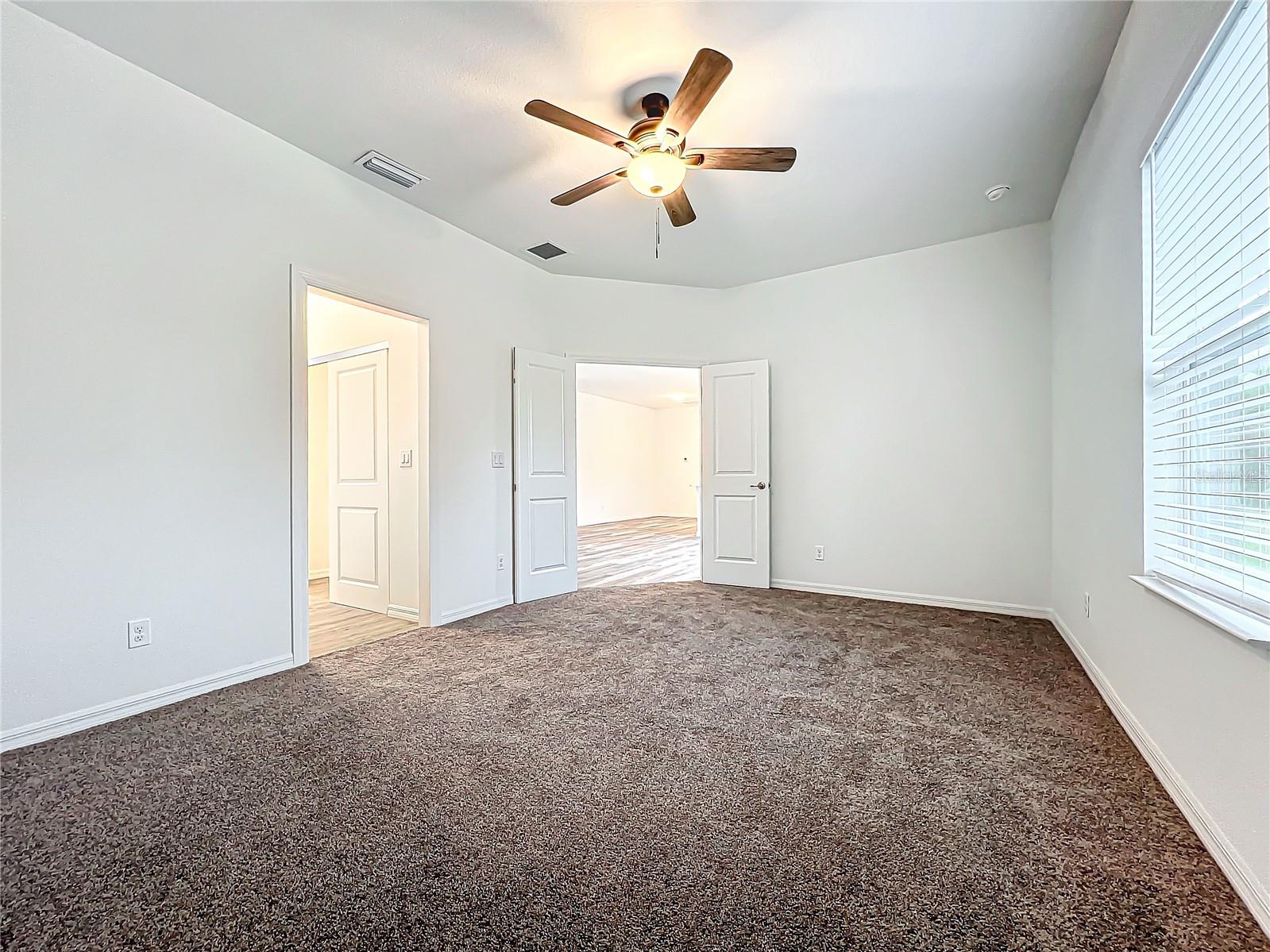 2391 Yankee Ter Property Photo 26
