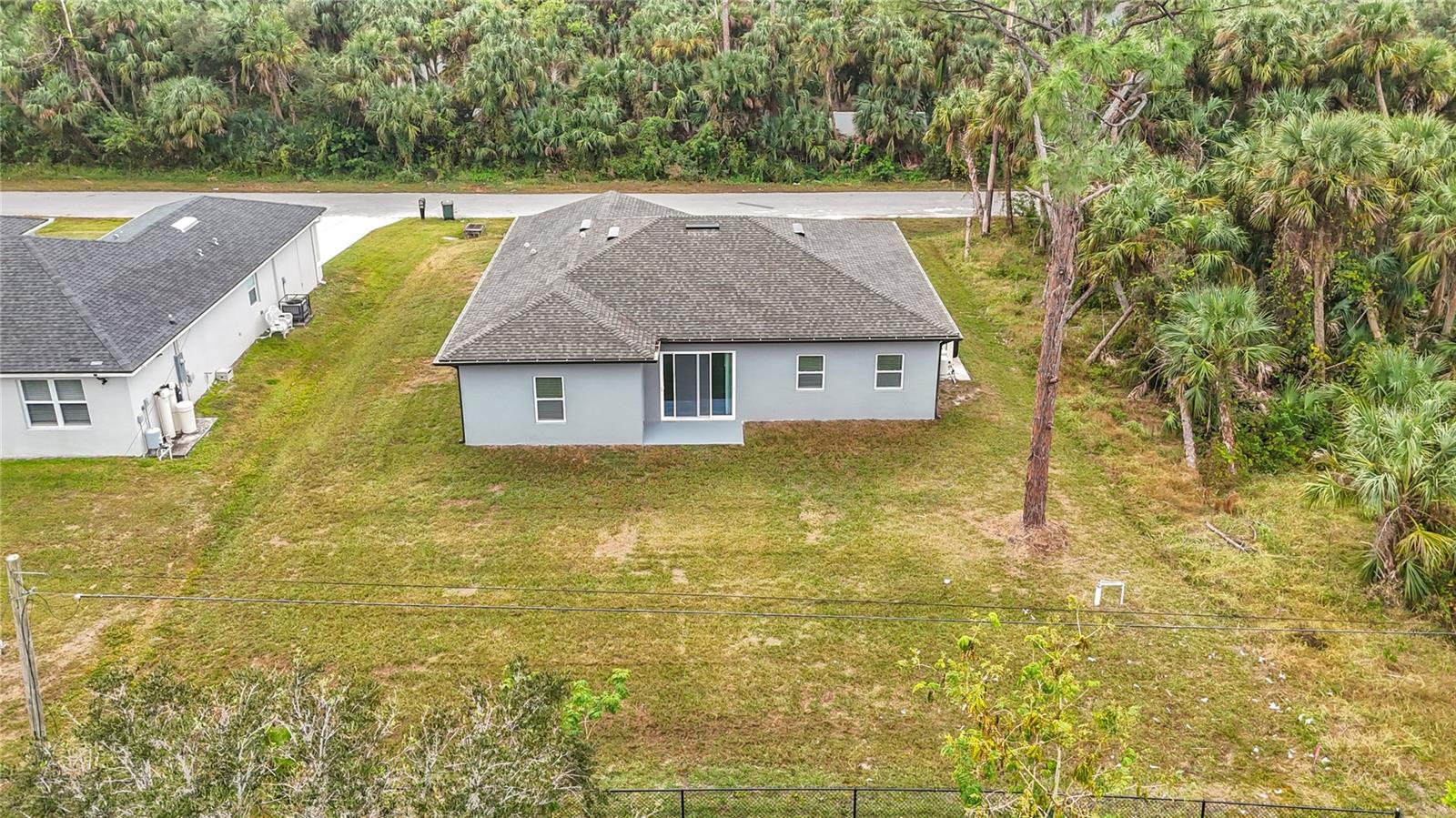 2391 Yankee Ter Property Photo 49