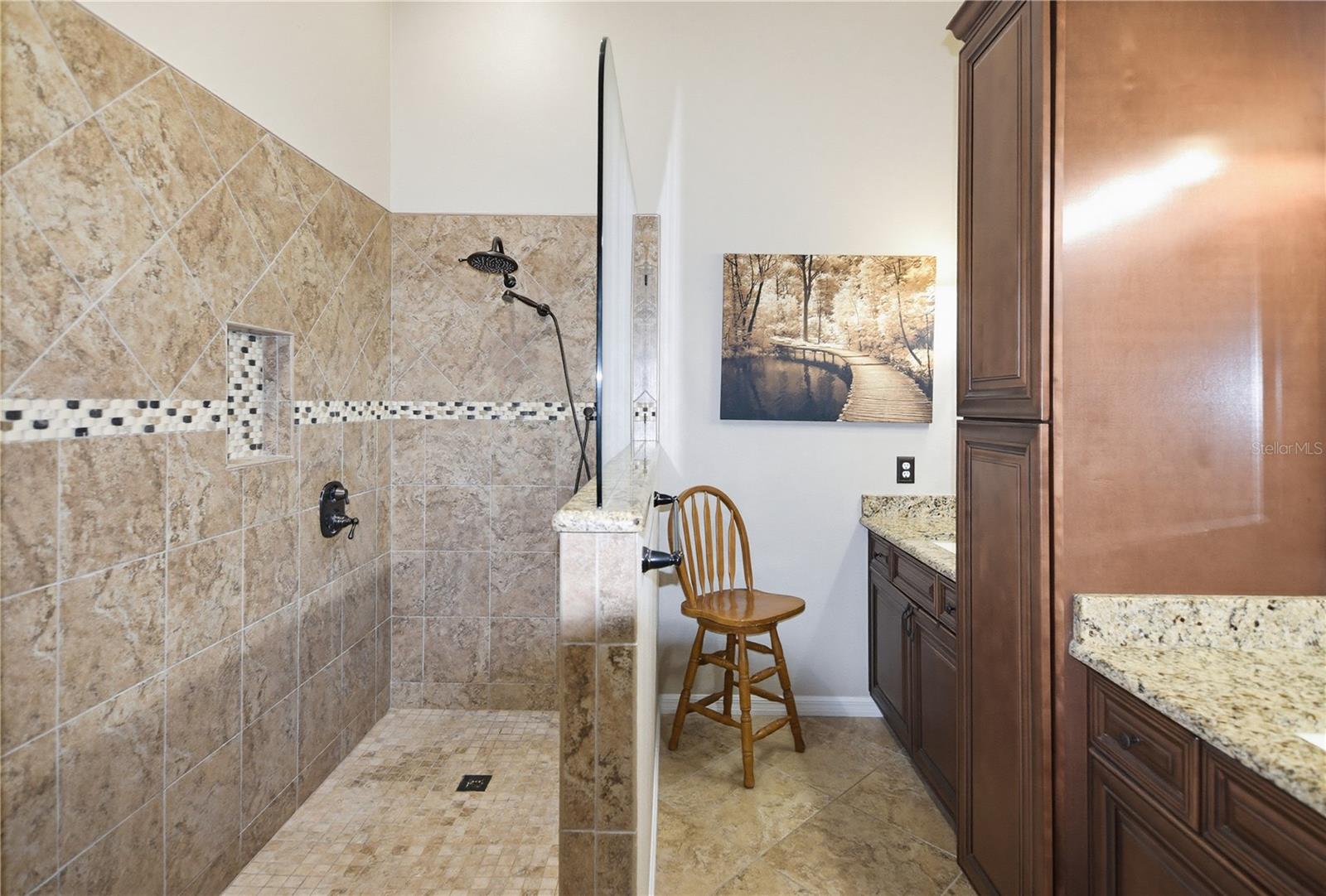 457 Mickleton Loop Property Photo 16