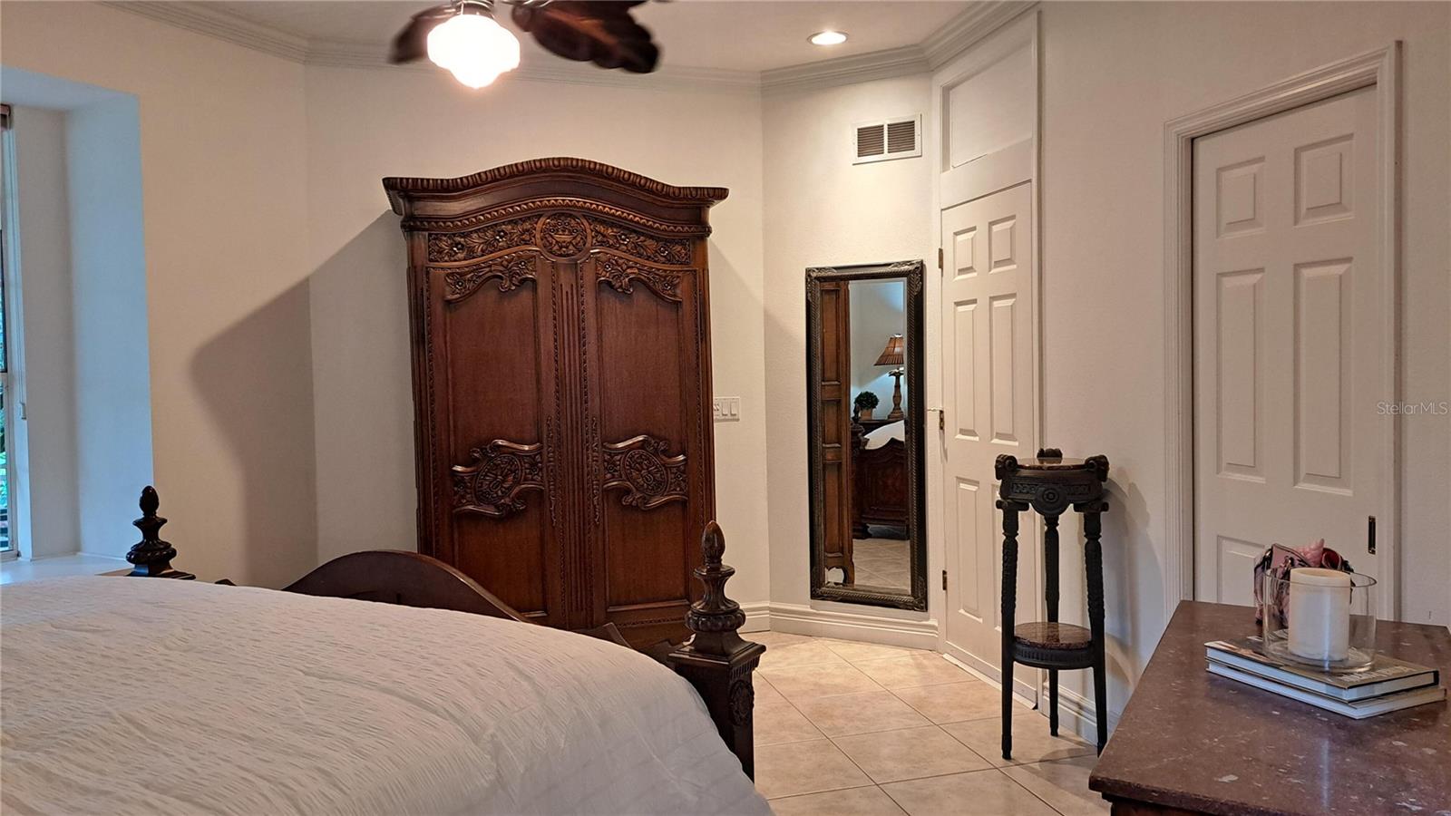 2377 Burton Ln Property Photo 23