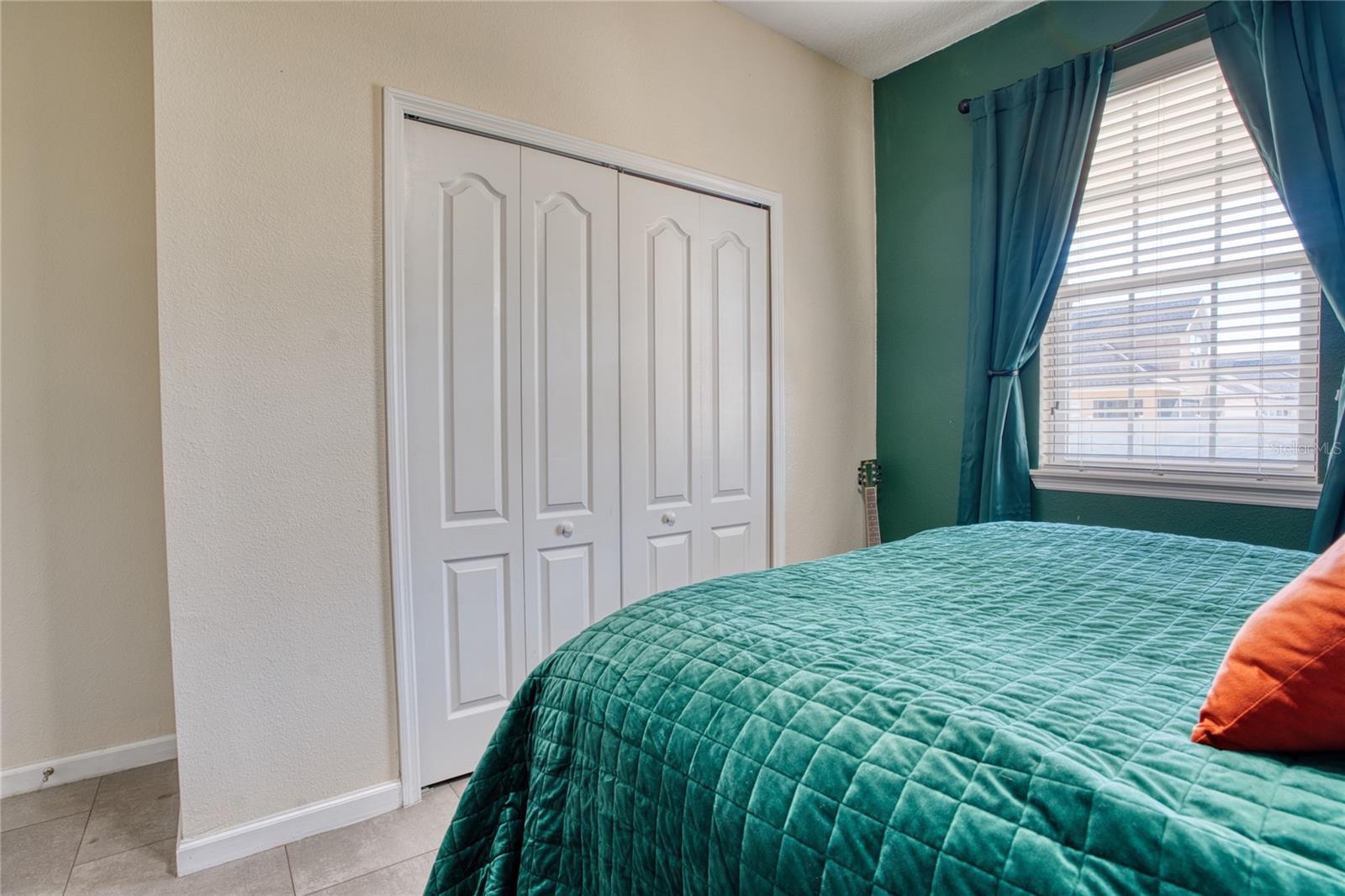 1608 Highbanks Cir Property Photo 23