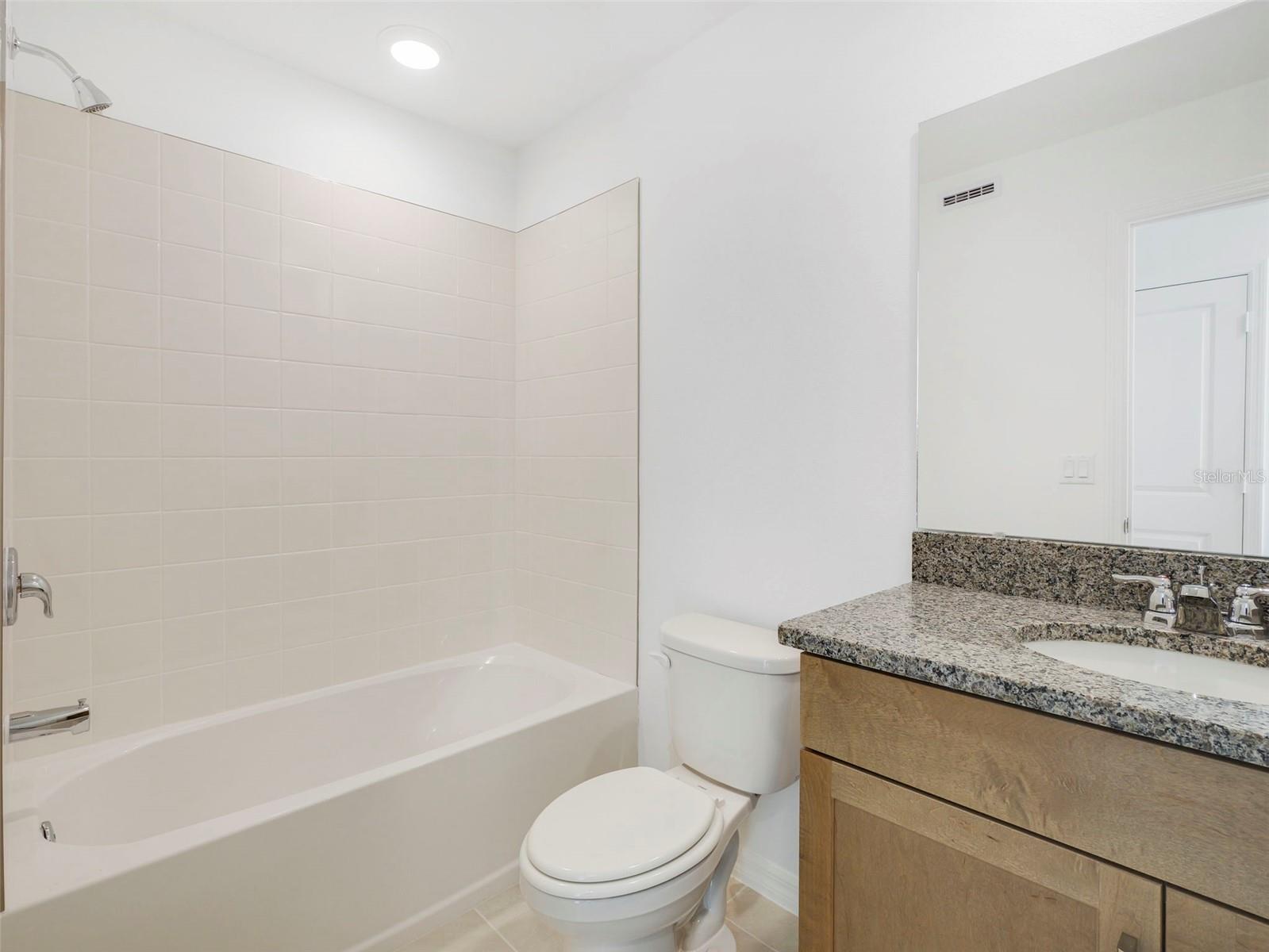 671 Clark St Property Photo 20