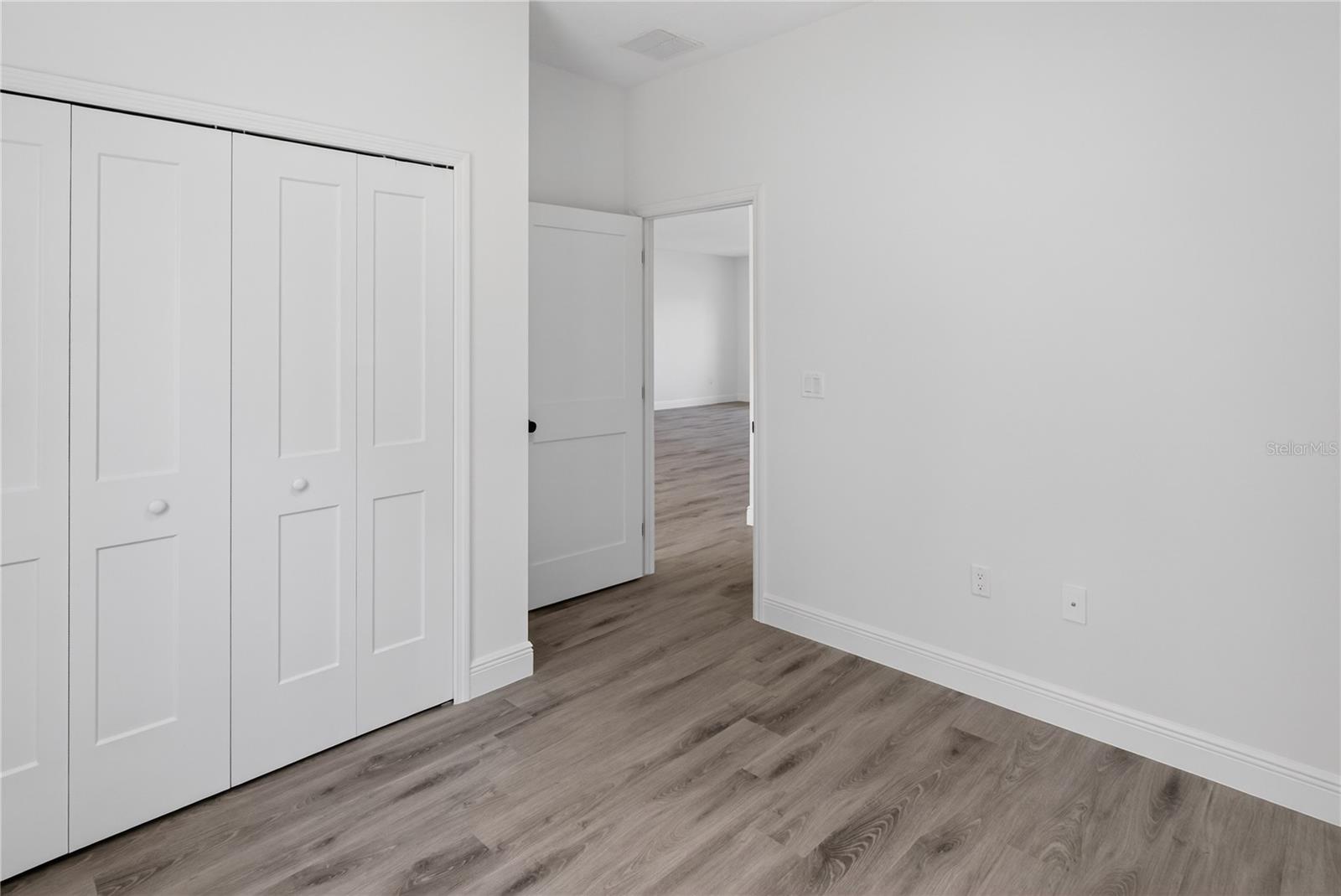 3272 W Fairbank Dr Property Photo 14