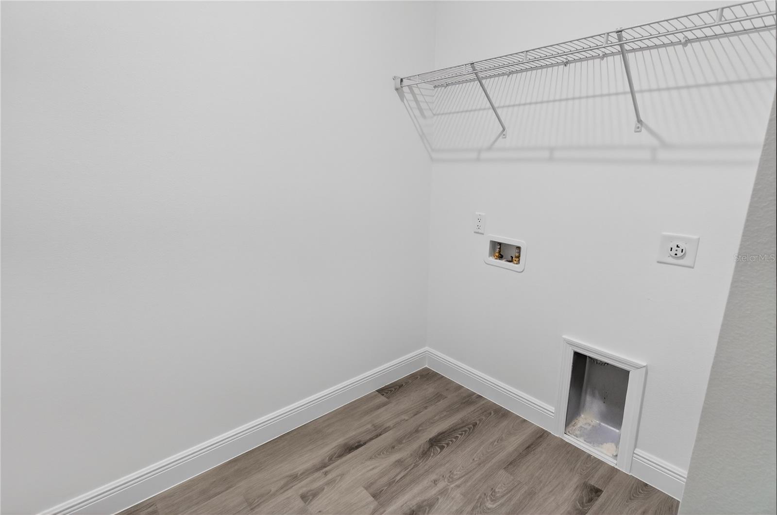 3272 W Fairbank Dr Property Photo 17
