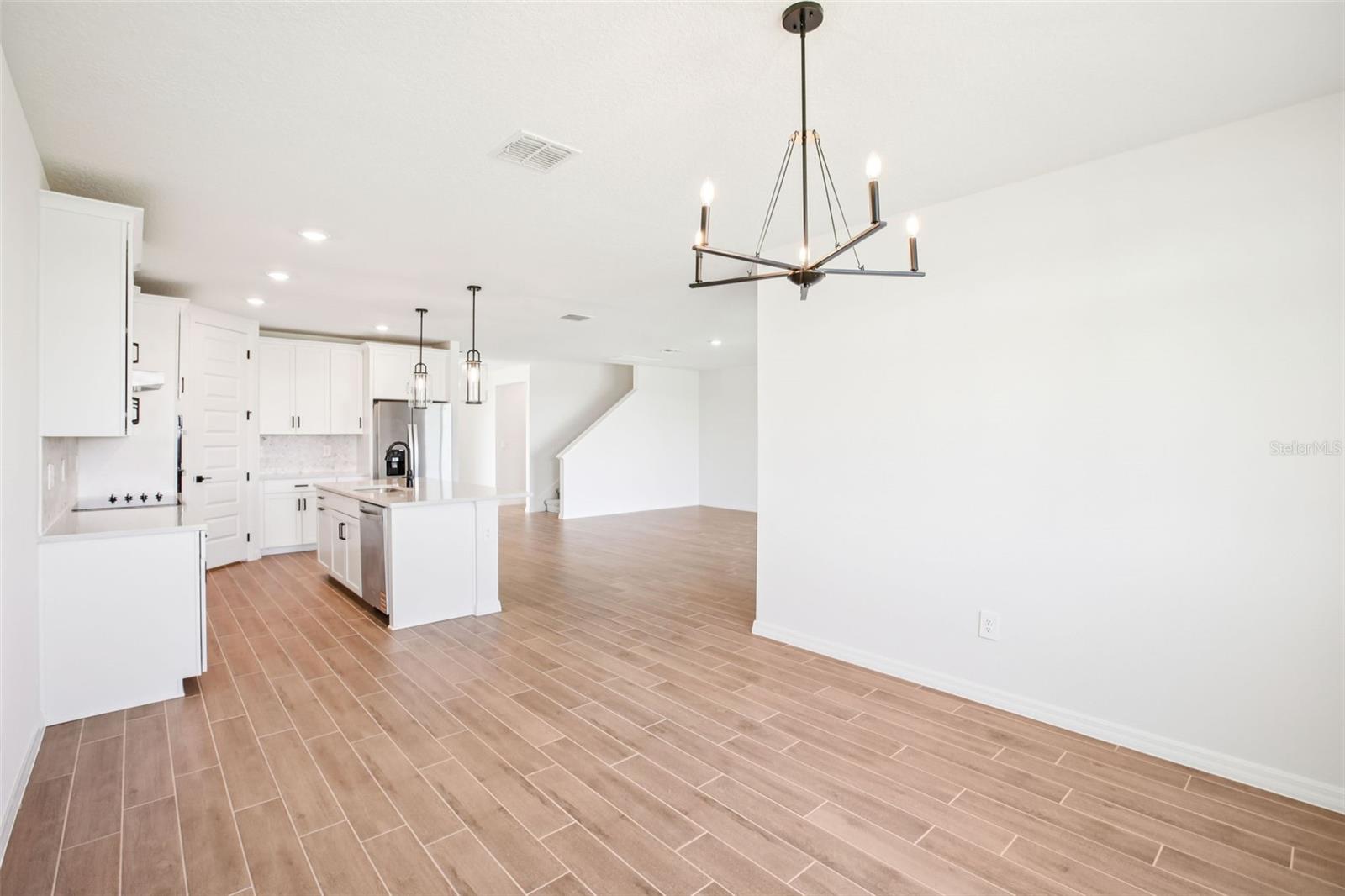 1740 Draughton Dr Property Photo 13