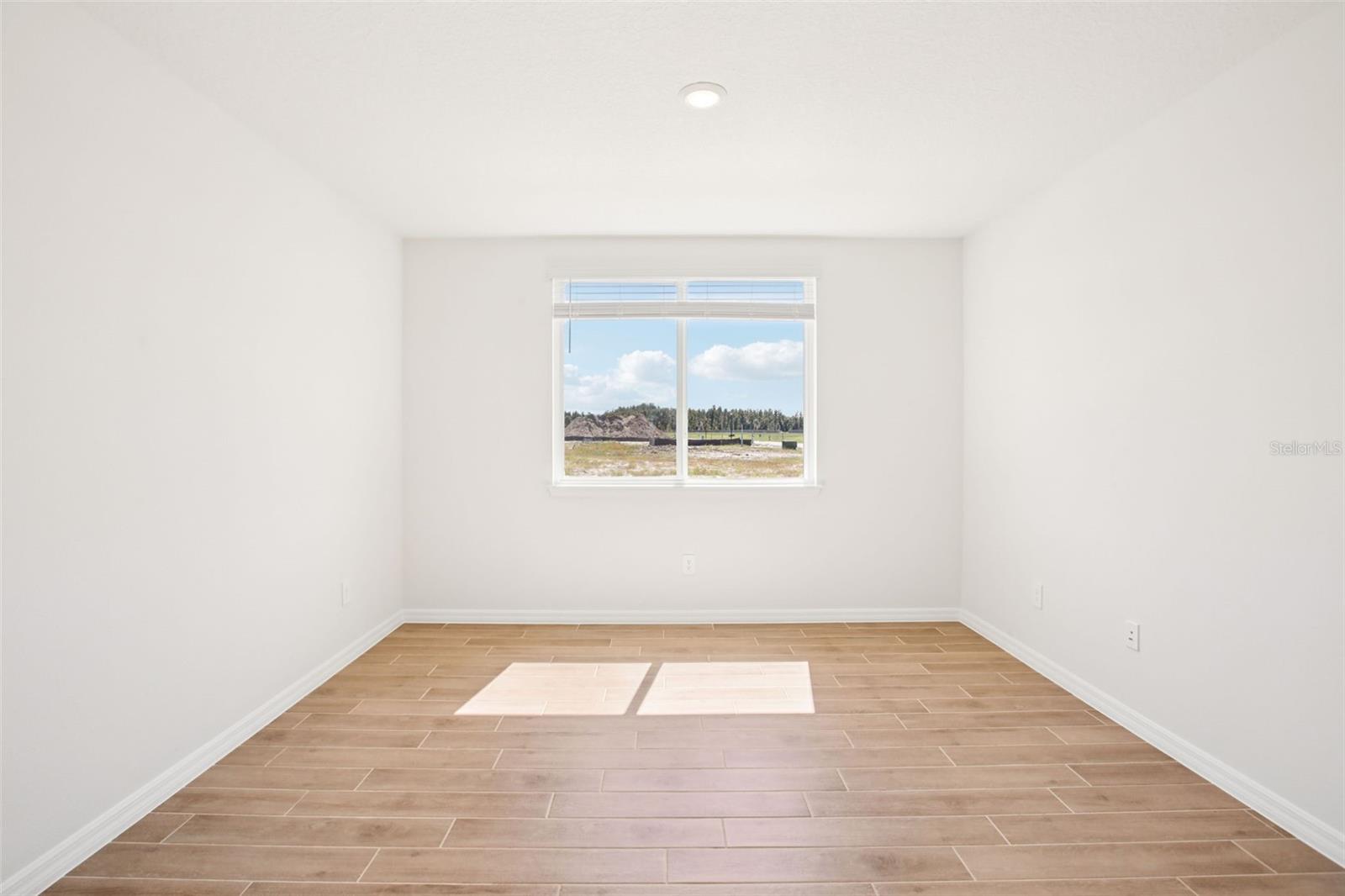 1740 Draughton Dr Property Photo 23