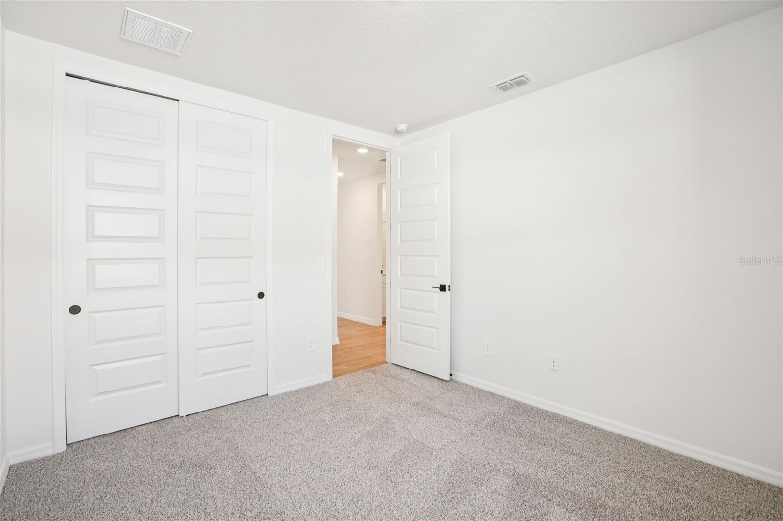 1740 Draughton Dr Property Photo 30