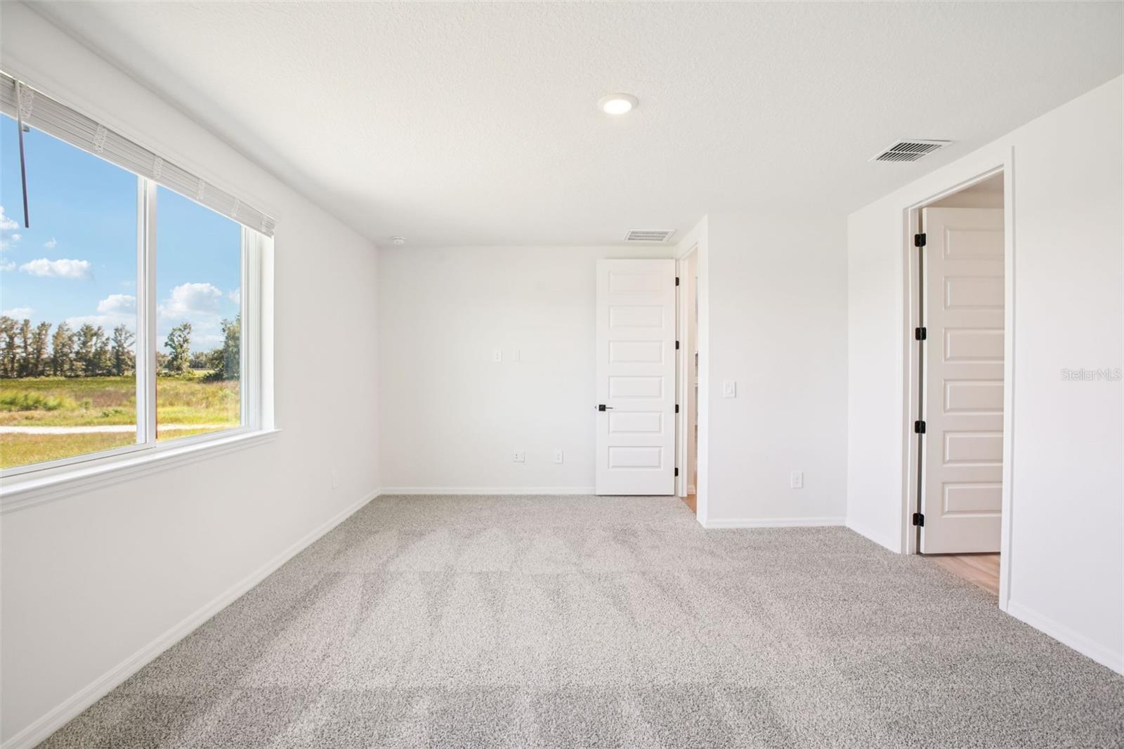 1740 Draughton Dr Property Photo 35