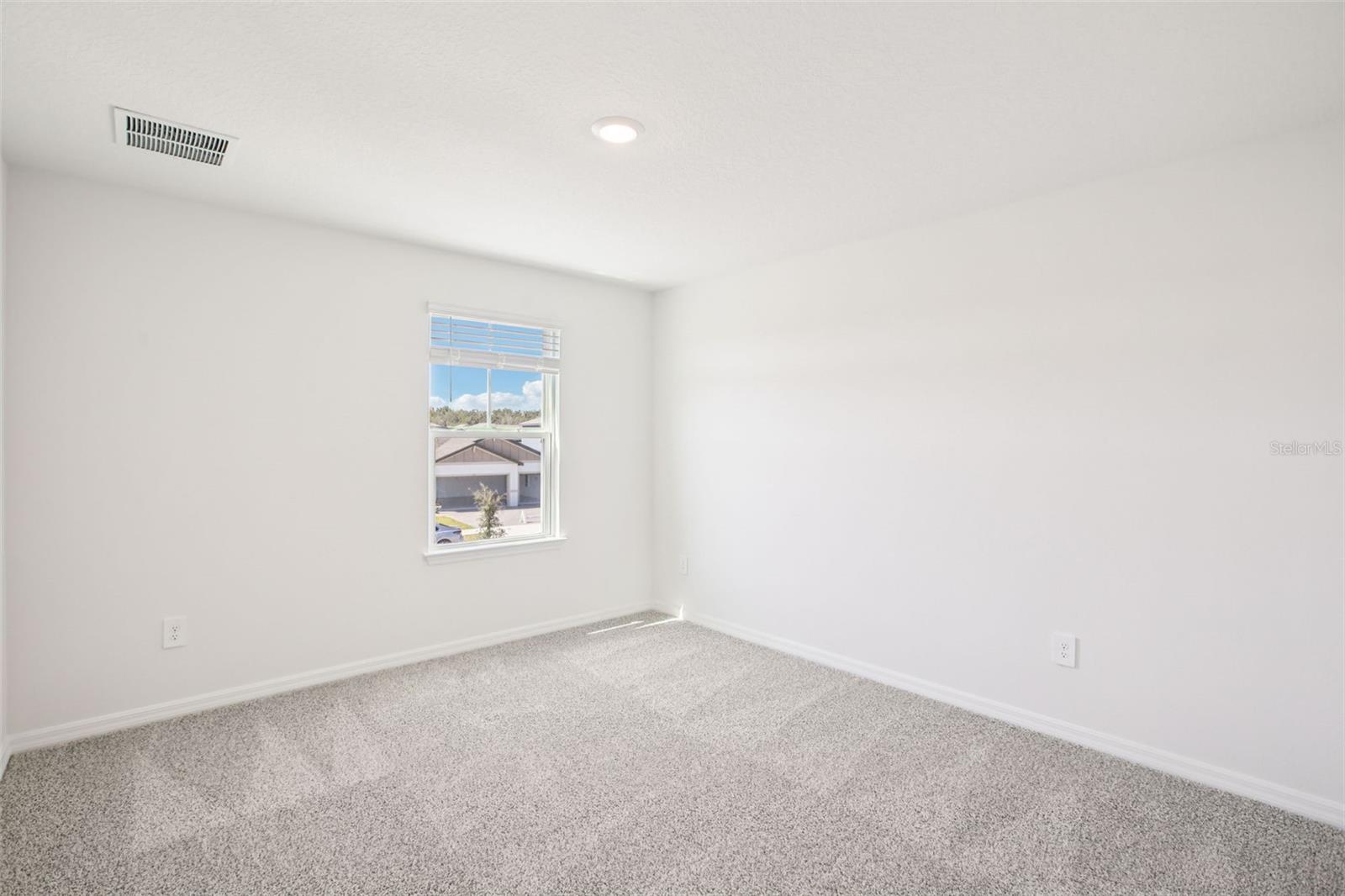 1740 Draughton Dr Property Photo 40