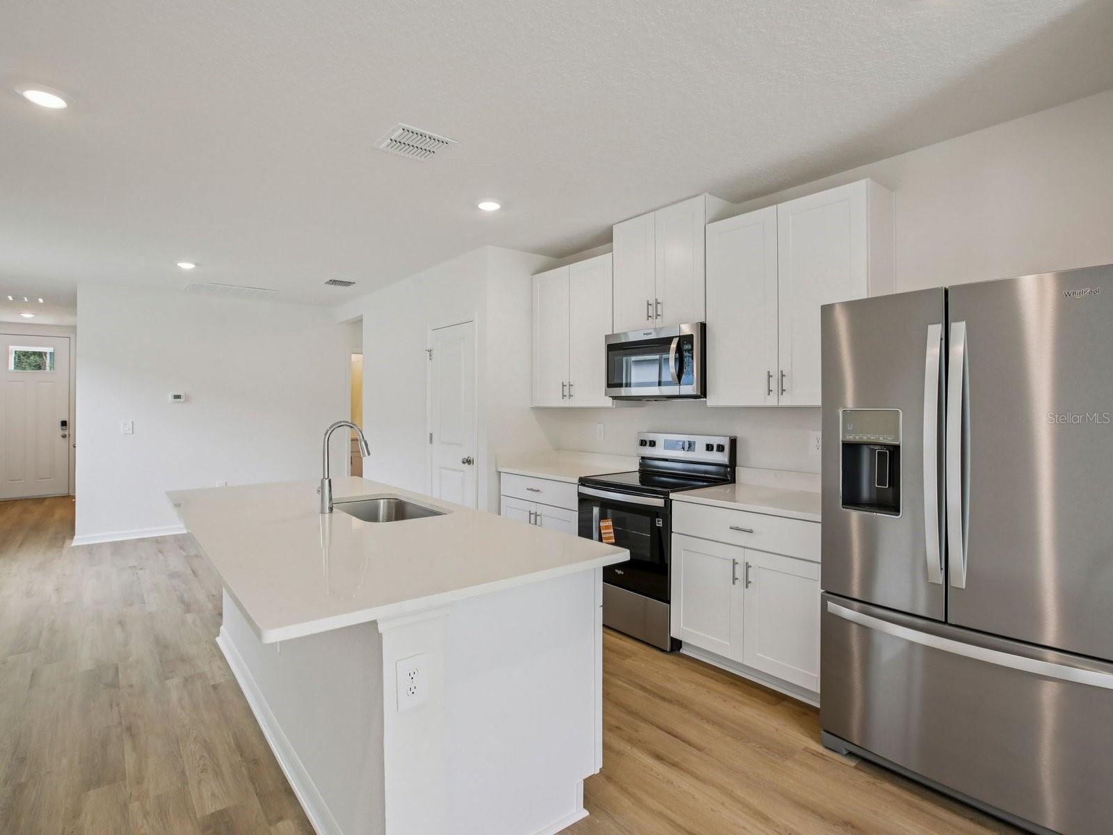 7488 Mia Vine Dr Property Photo 14