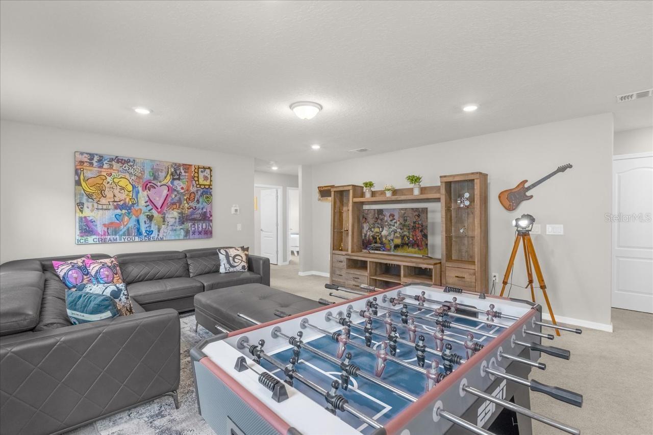 7211 Oakmoss Loop Property Photo 17