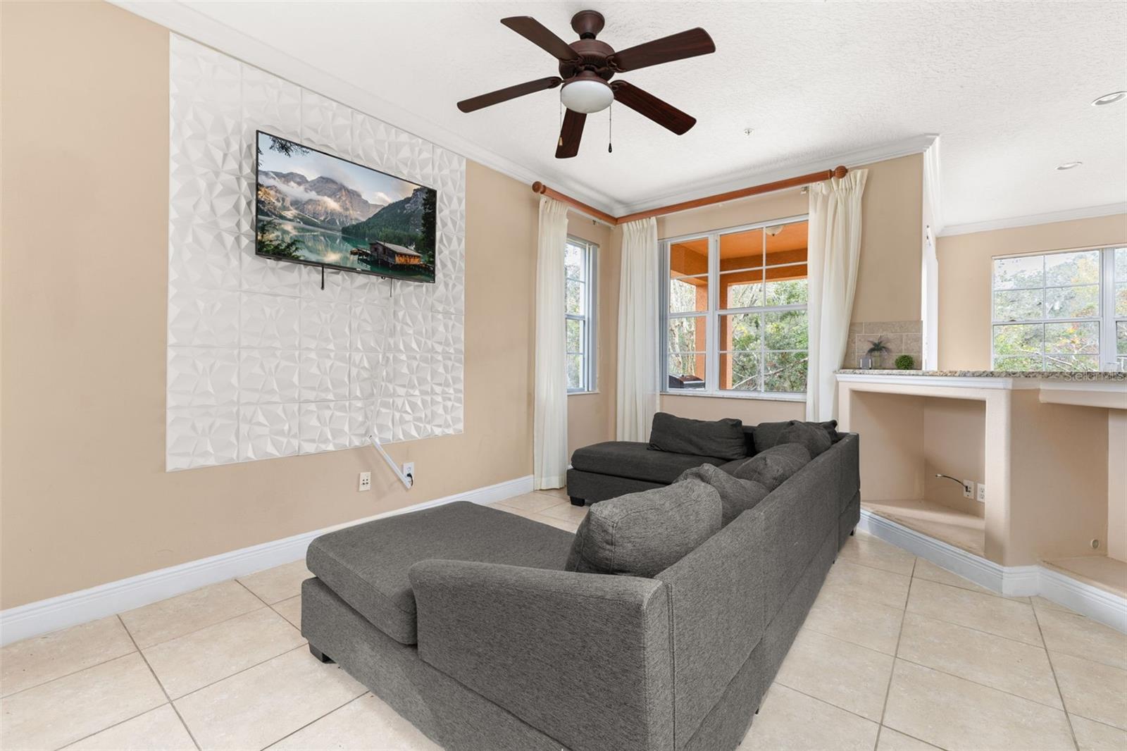 811 Assembly Ct Property Photo 8