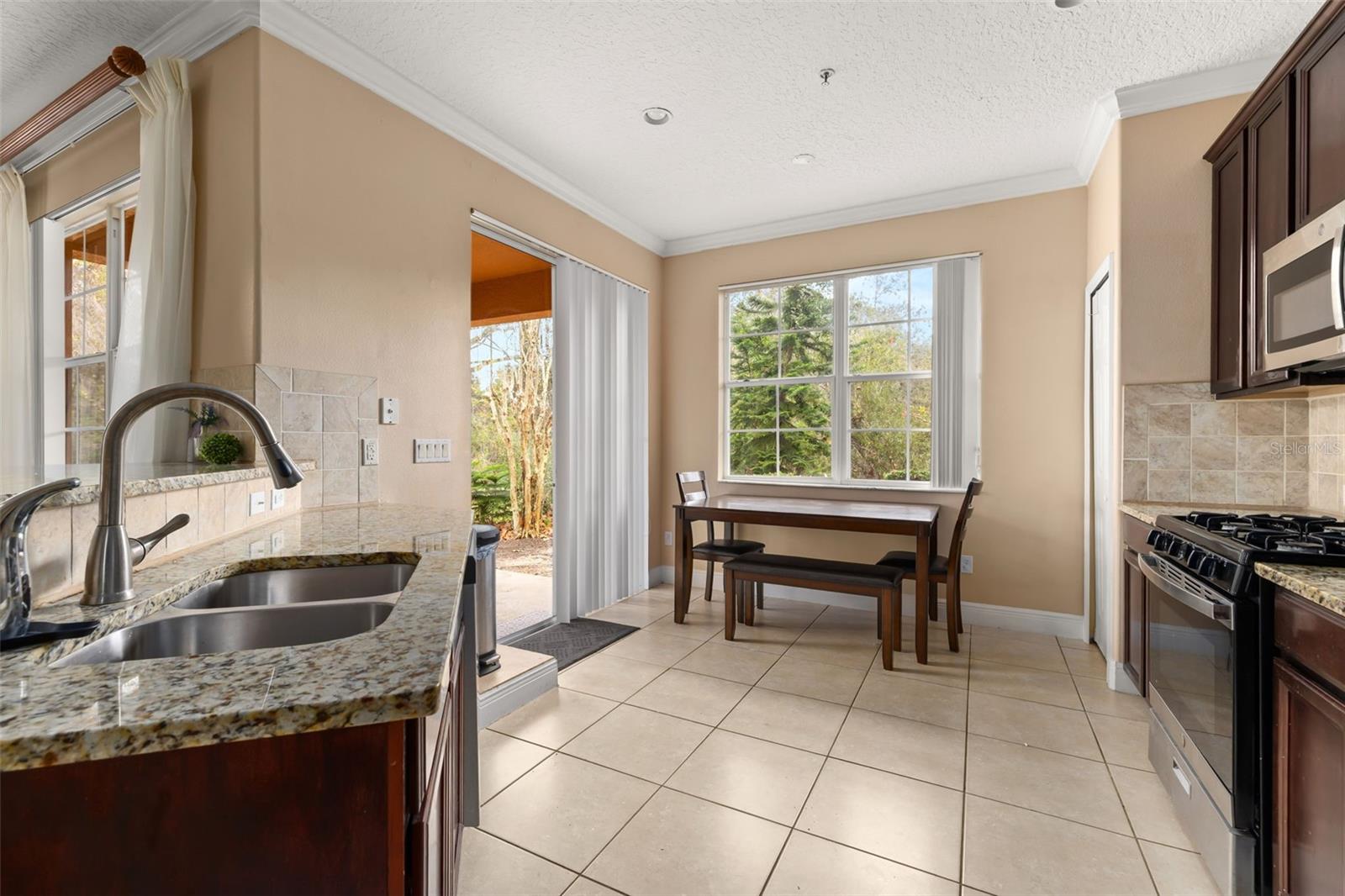 811 Assembly Ct Property Photo 13