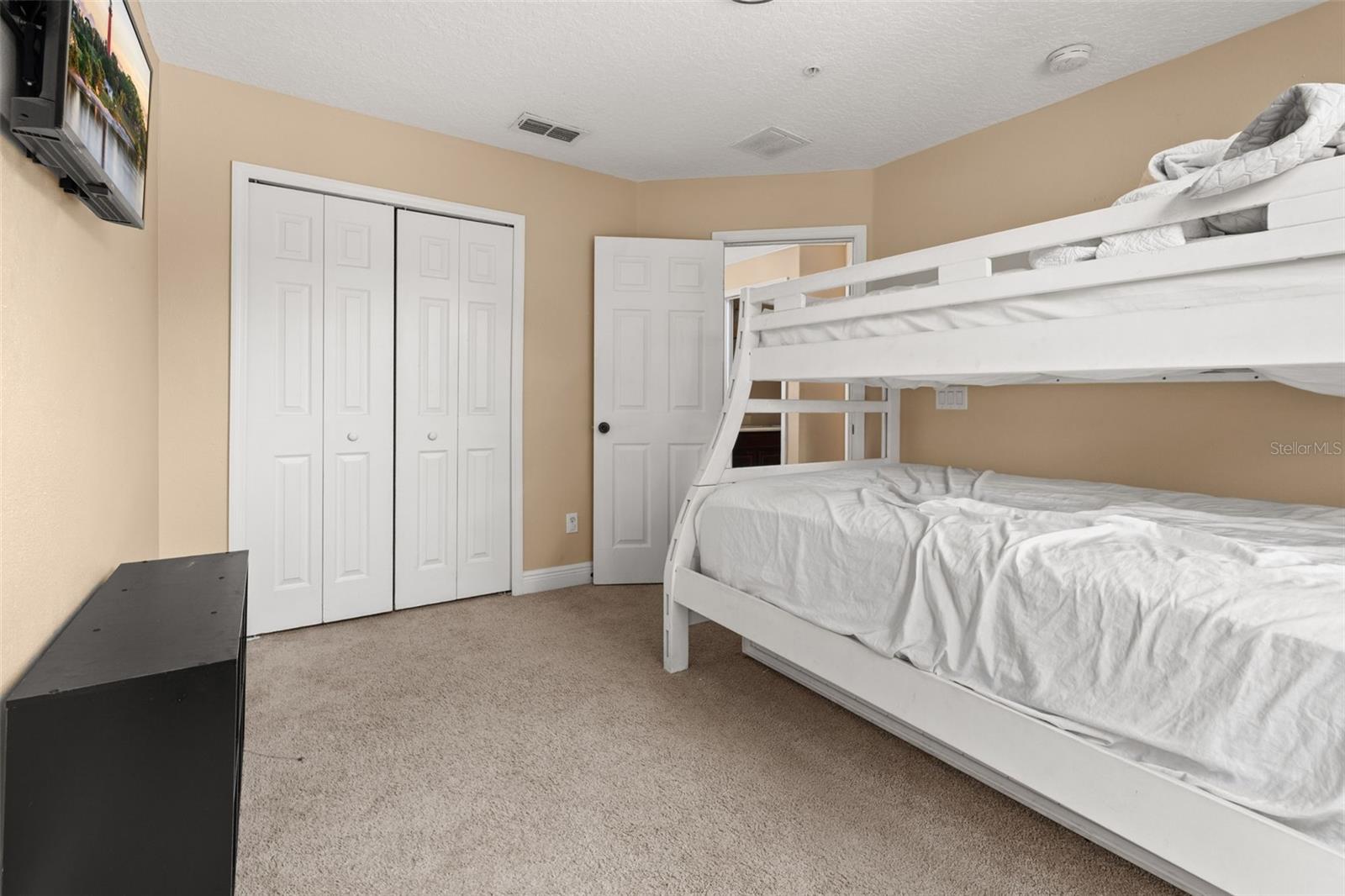 811 Assembly Ct Property Photo 27
