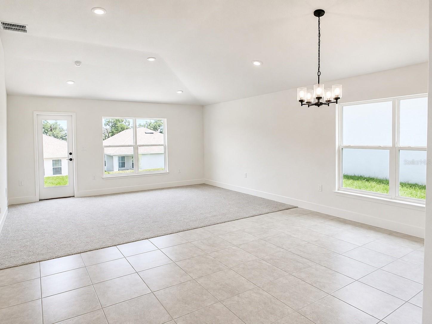 270 Verny Grove Ln Property Photo 2