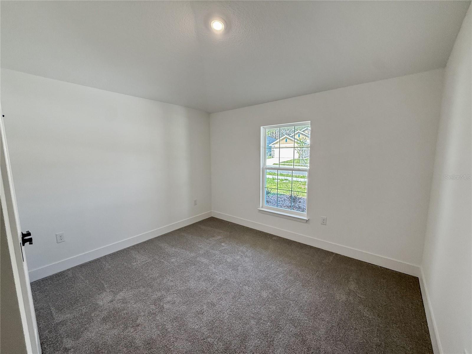 270 Verny Grove Ln Property Photo 8