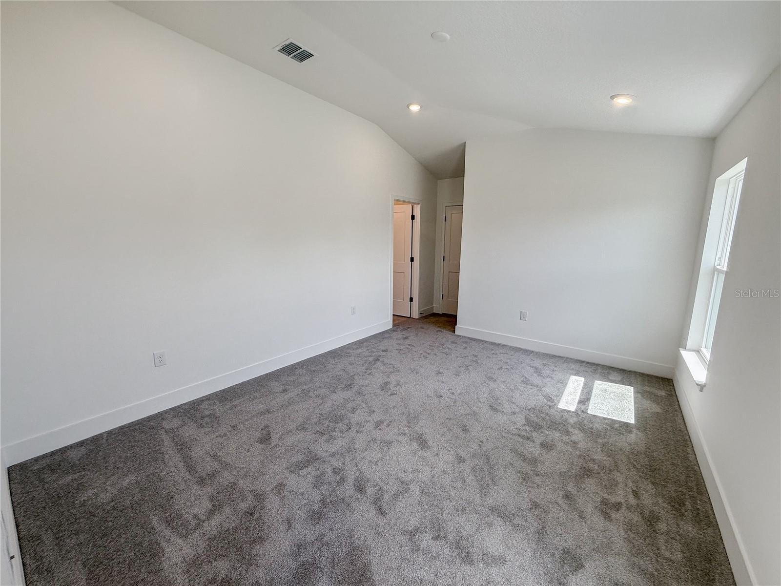270 Verny Grove Ln Property Photo 11