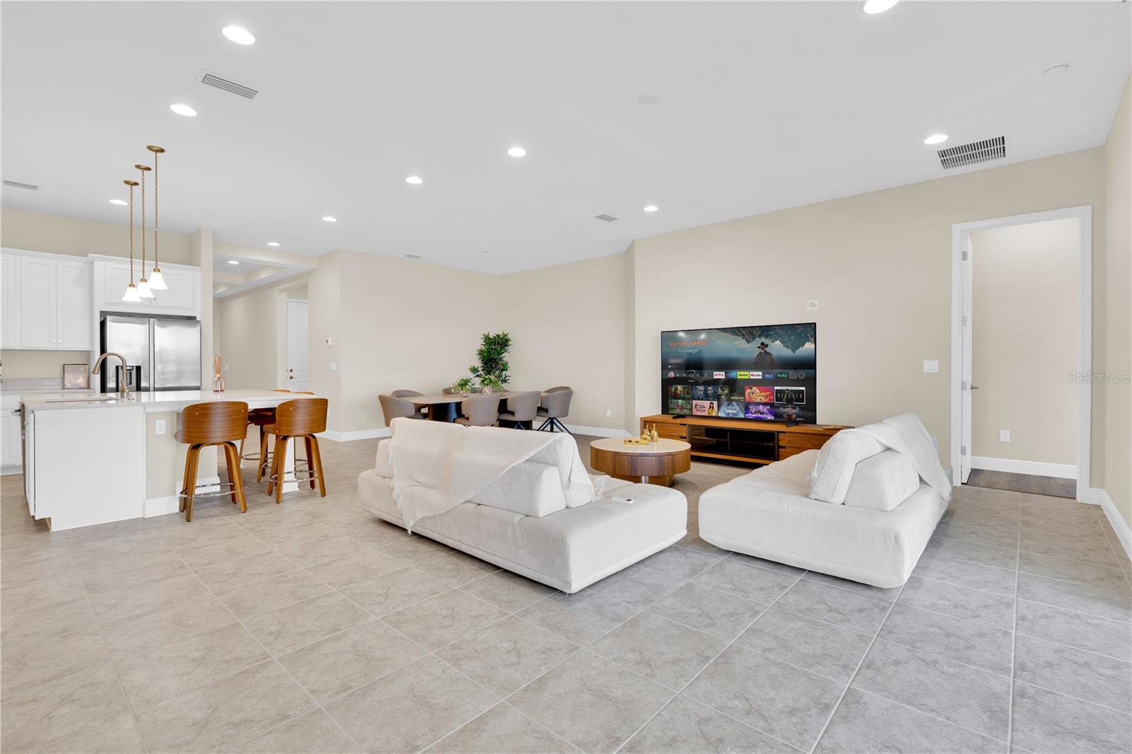 13333 Oakenshaw Ln Property Photo 11