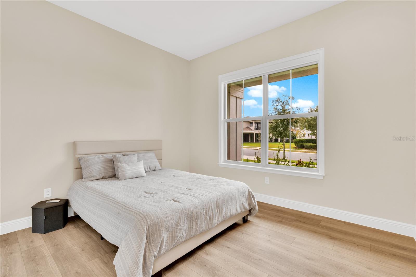13333 Oakenshaw Ln Property Photo 12