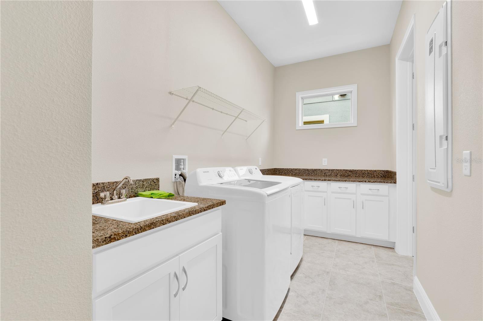 13333 Oakenshaw Ln Property Photo 17