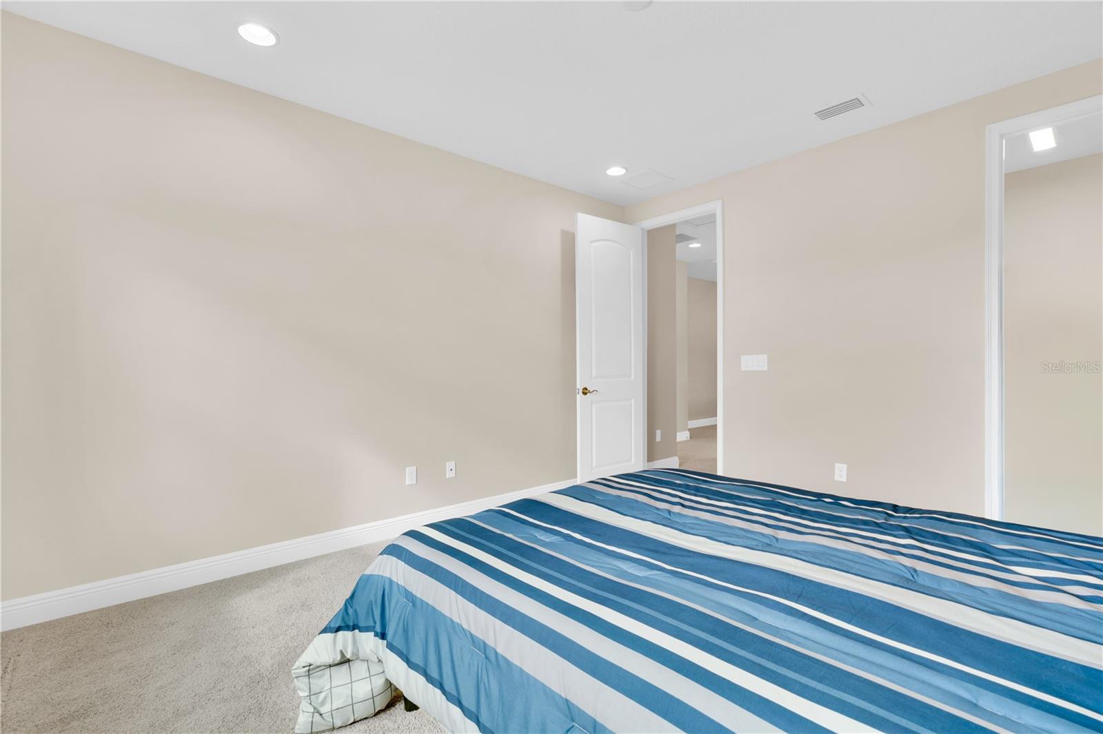 13333 Oakenshaw Ln Property Photo 27