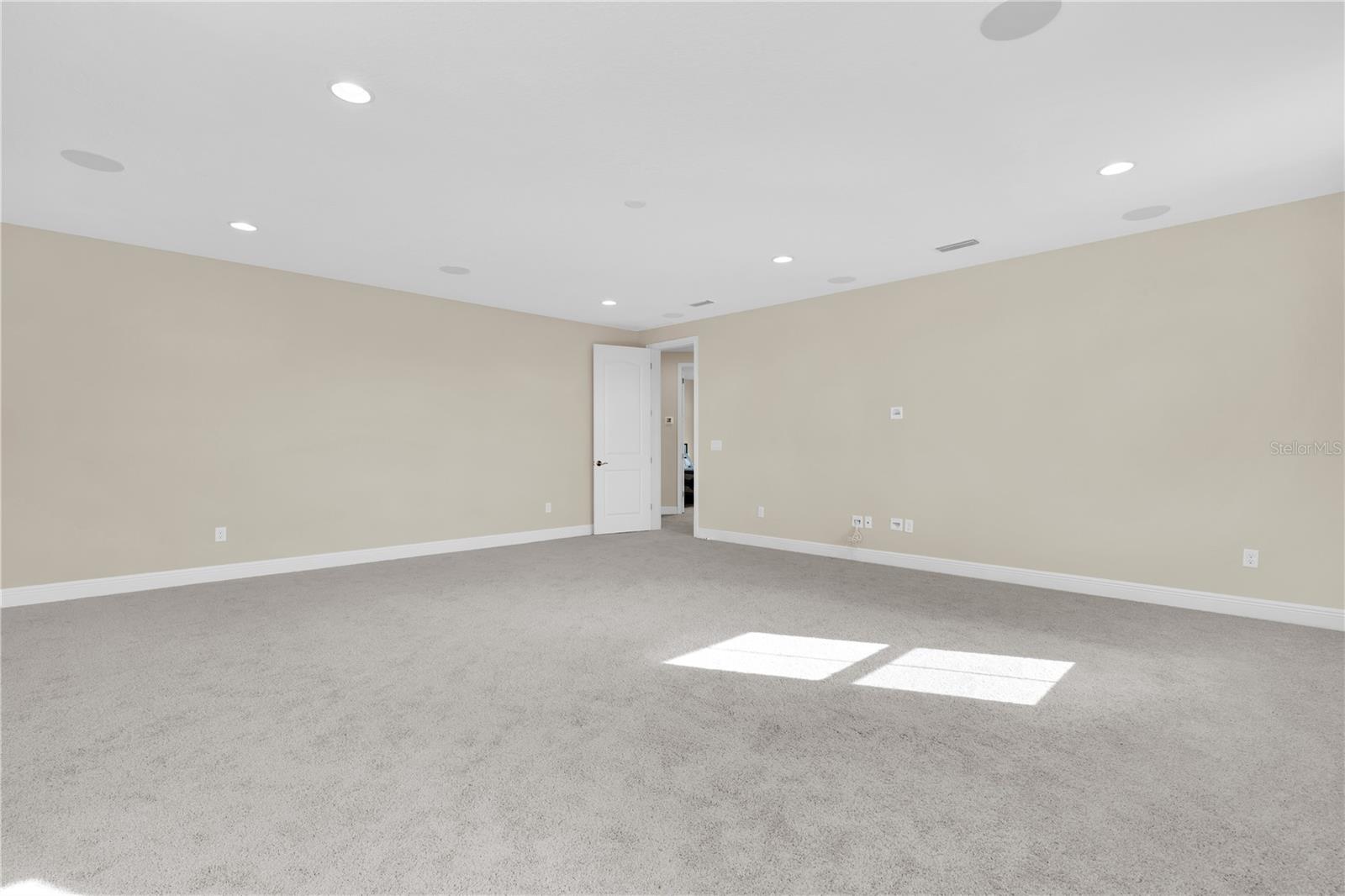 13333 Oakenshaw Ln Property Photo 32
