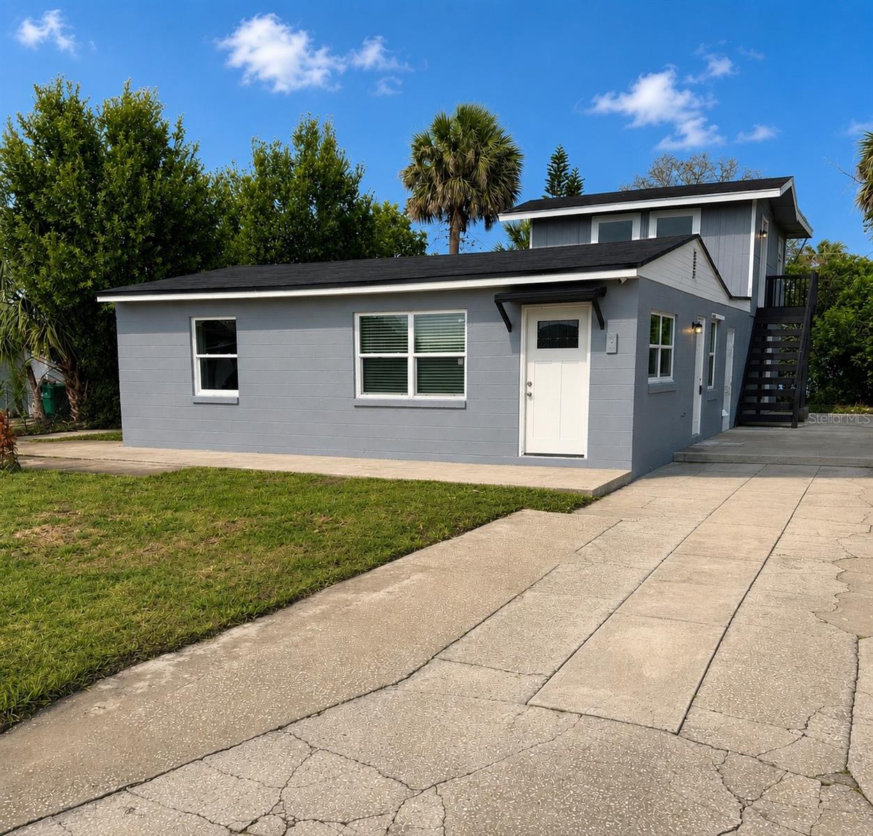 1125 GAINEY DR