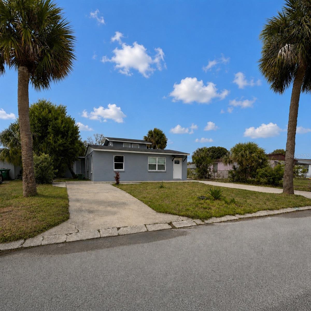 1125 Gainey Dr Property Photo 2