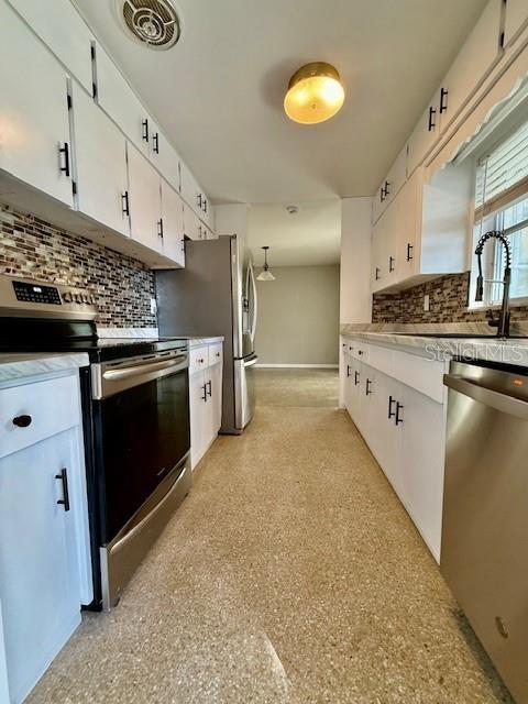 5300 18 St Property Photo 2