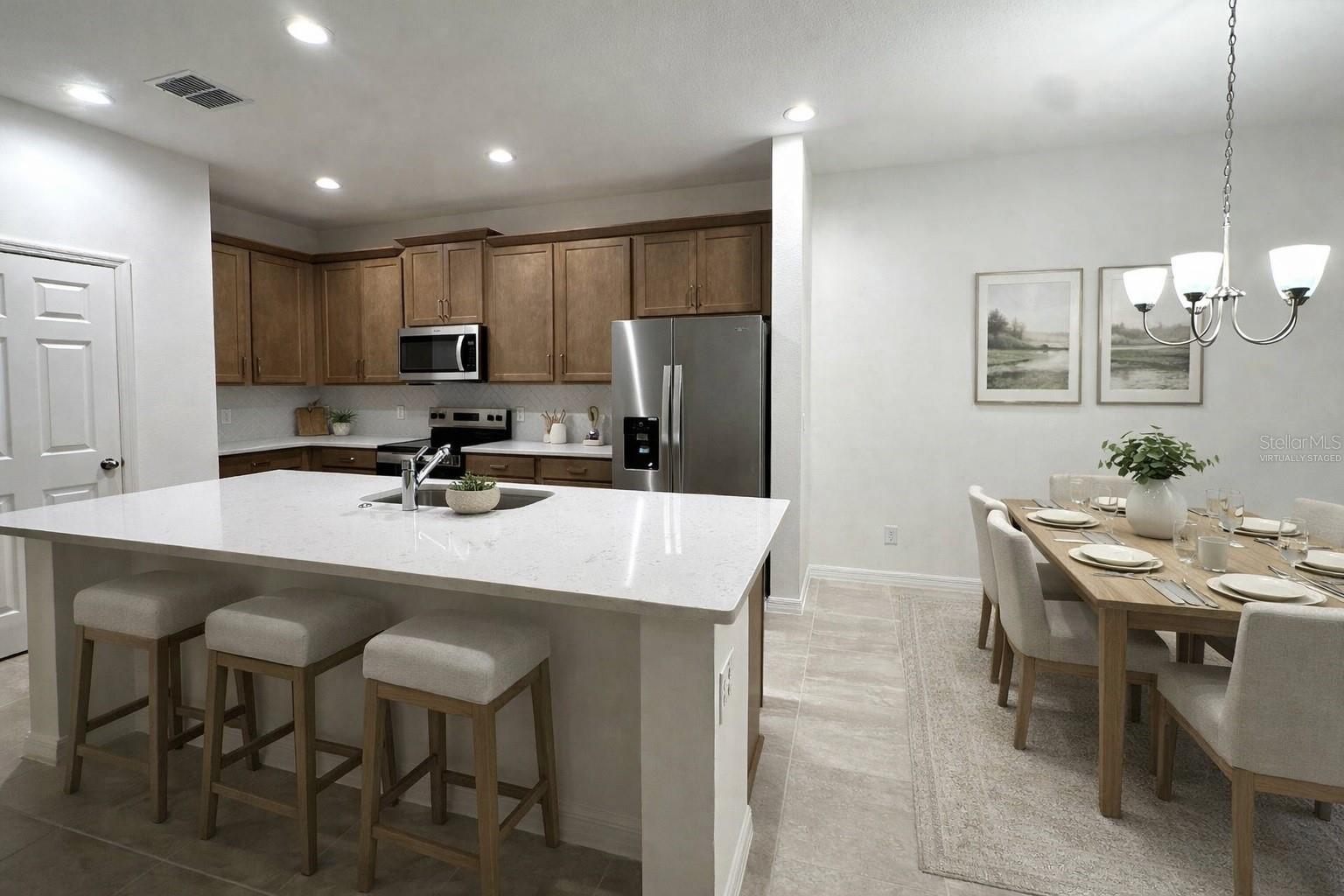 668 Birdswill Ln Property Photo 3