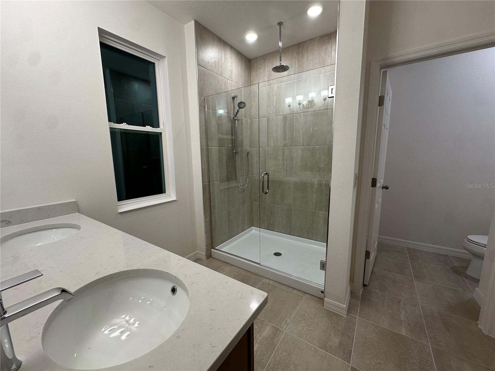 668 Birdswill Ln Property Photo 7