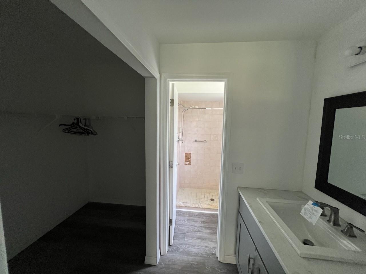 2024 Lime Tree Dr Property Photo 12