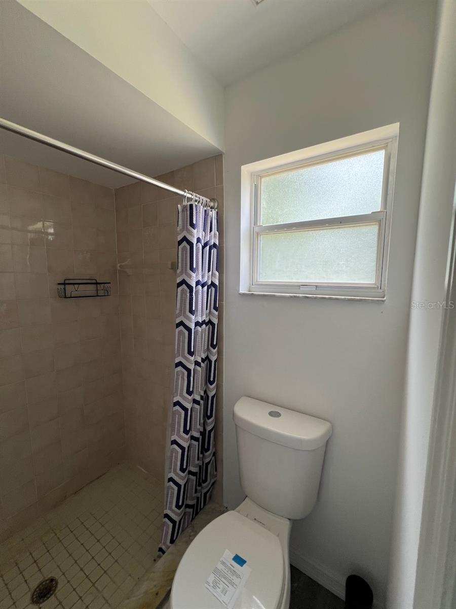 2024 Lime Tree Dr Property Photo 14