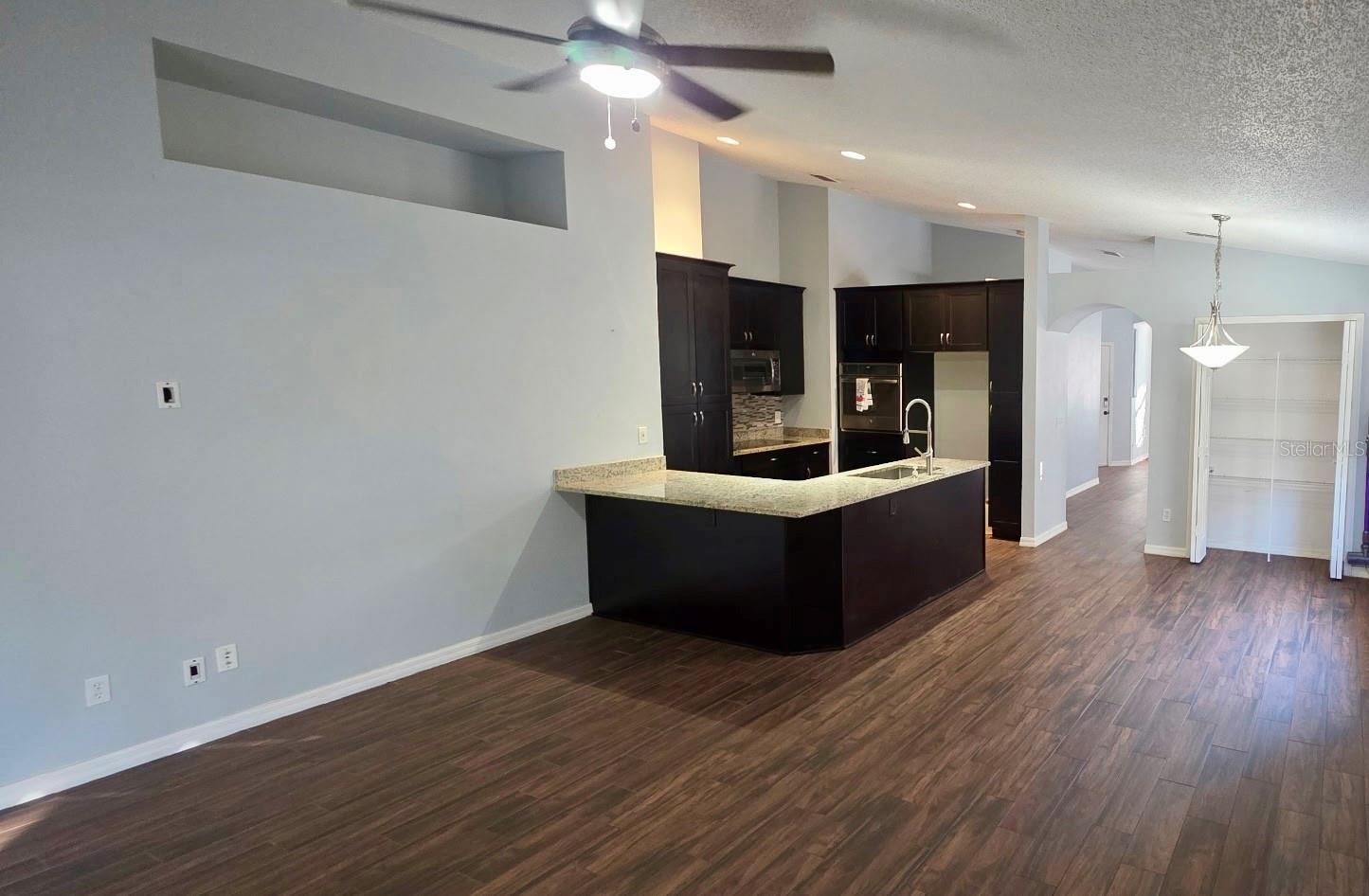 14795 Yorkshire Run Dr Property Photo 8