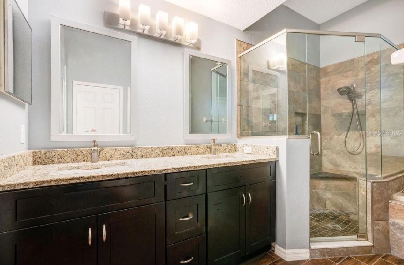14795 Yorkshire Run Dr Property Photo 14