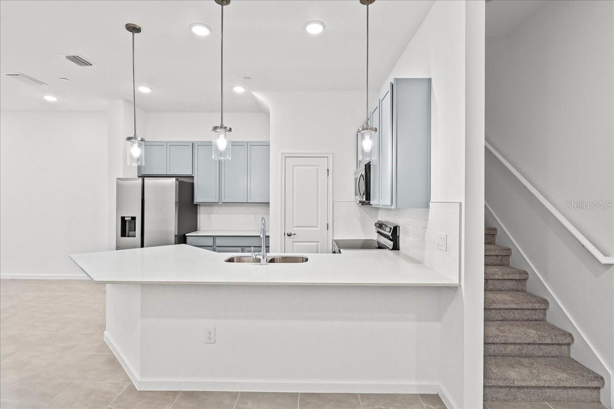 10525 Ebb Tide Ln Property Photo 10