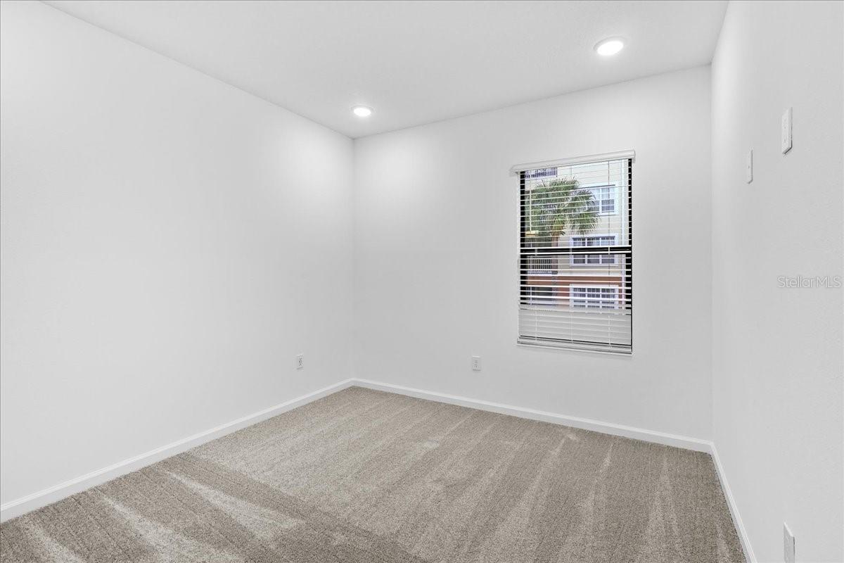 10525 Ebb Tide Ln Property Photo 36