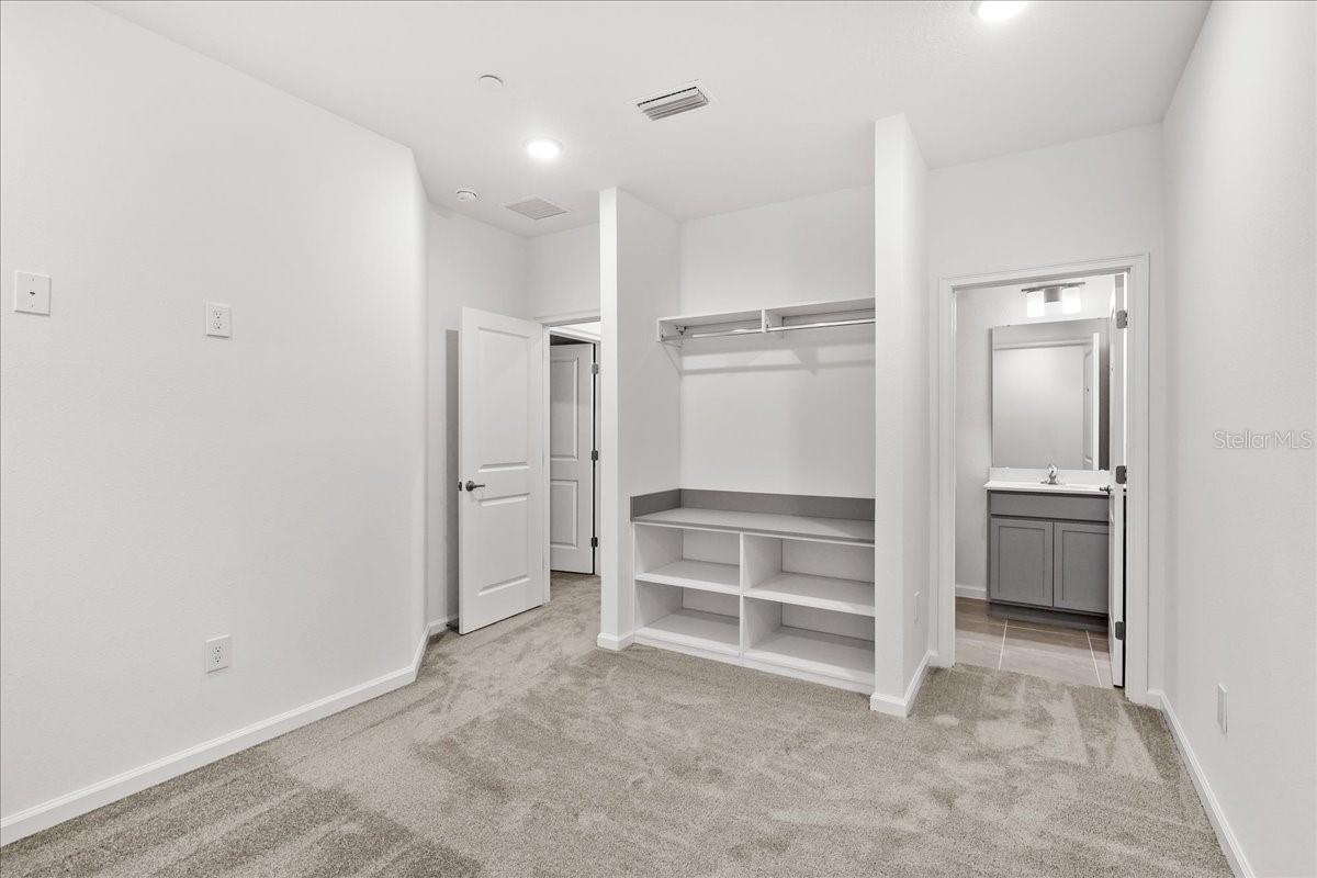 10525 Ebb Tide Ln Property Photo 37