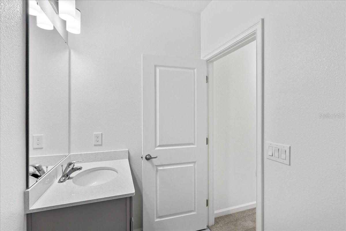 10525 Ebb Tide Ln Property Photo 39